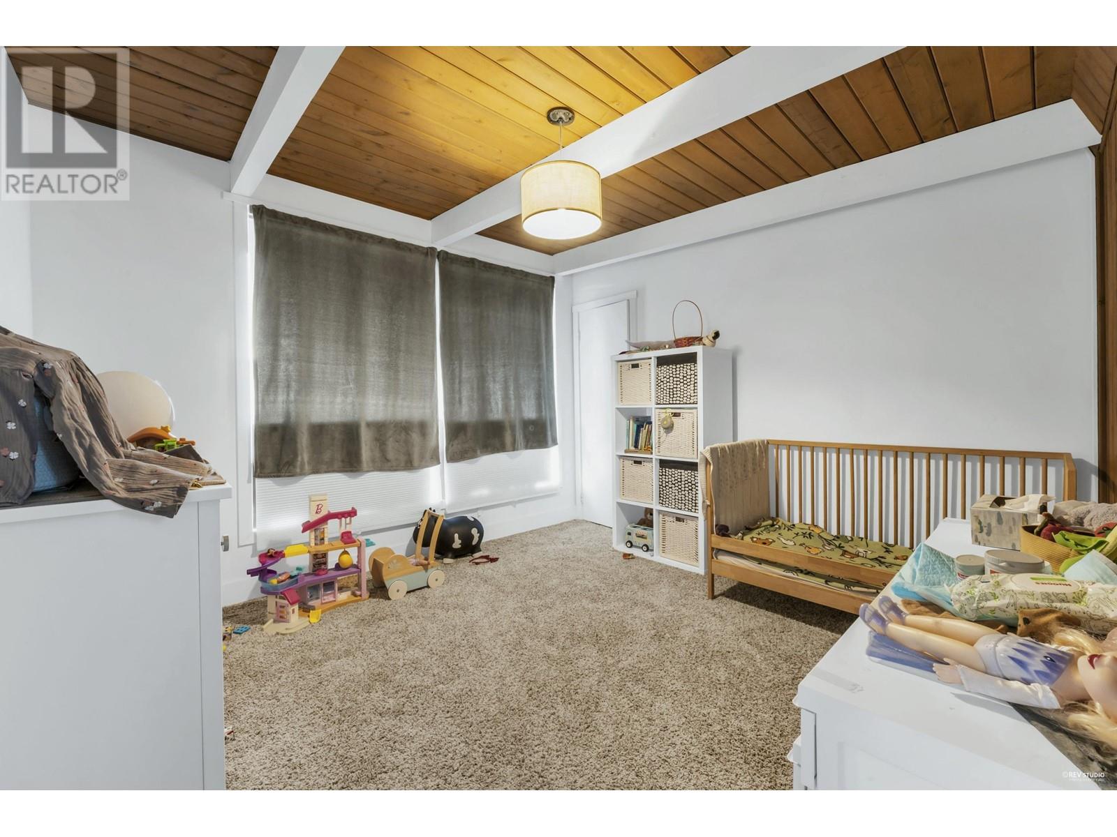 857 E 12th Street, North Vancouver, British Columbia  V7L 2L2 - Photo 28 - R2821067