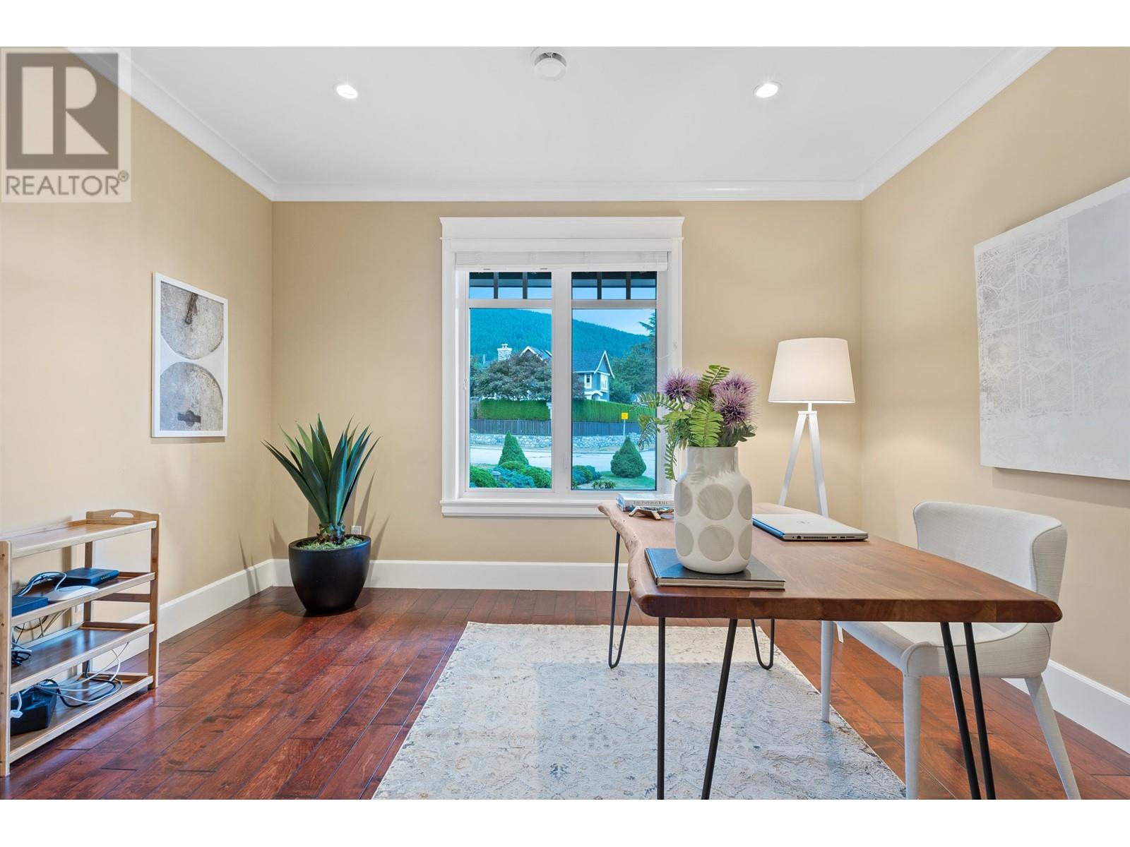 4125 Lions Avenue, North Vancouver, British Columbia  V7R 3S2 - Photo 18 - R2821153