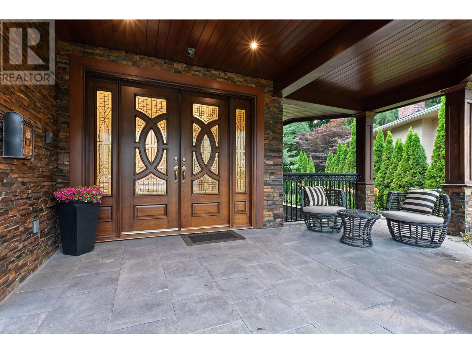 4125 Lions Avenue, North Vancouver, British Columbia  V7R 3S2 - Photo 40 - R2821153