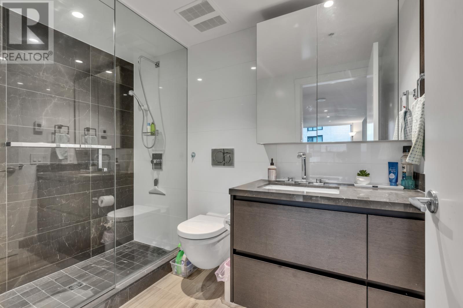61x 1571 W 57 Avenue, Vancouver, British Columbia  V6P 6E9 - Photo 8 - R2821049