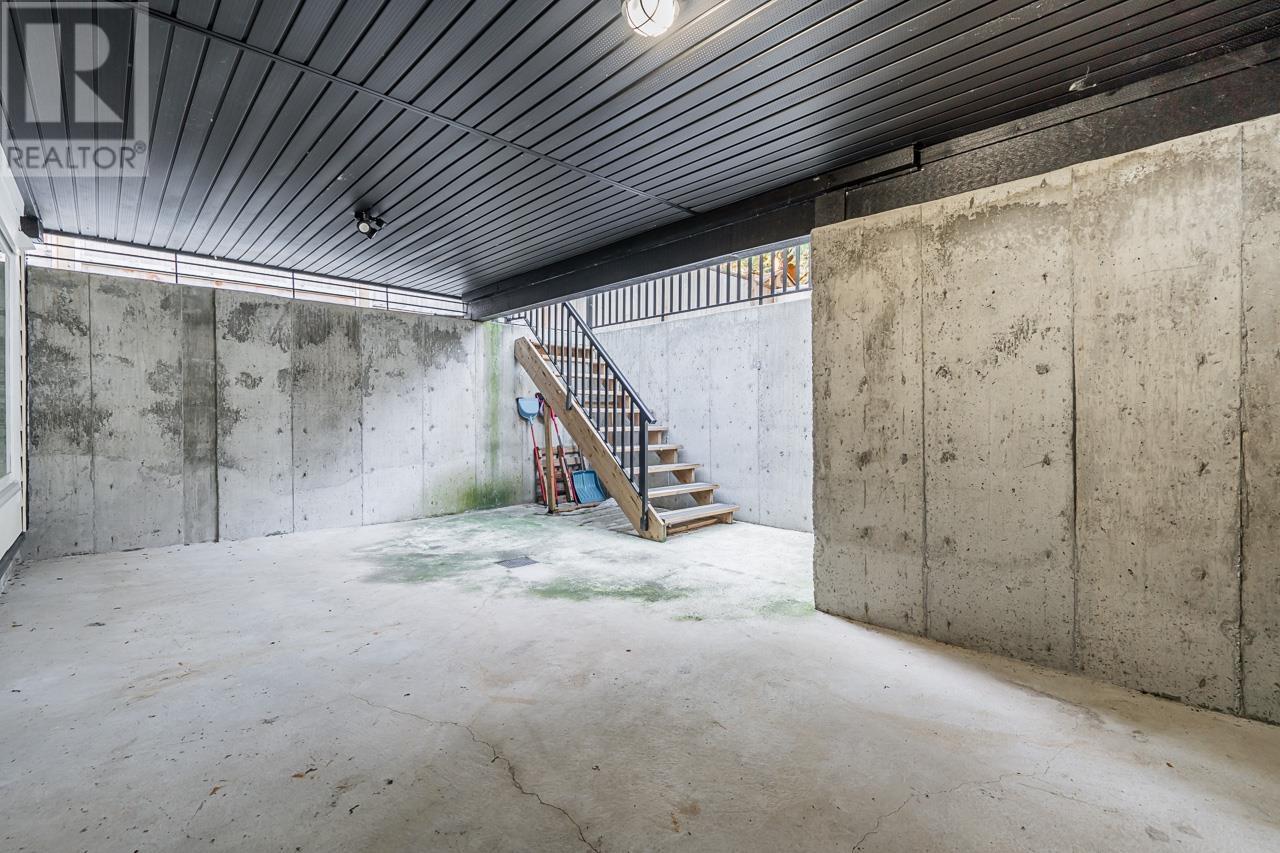 1837 Coquitlam Avenue, Port Coquitlam, British Columbia  V3B 1J1 - Photo 31 - R2821149