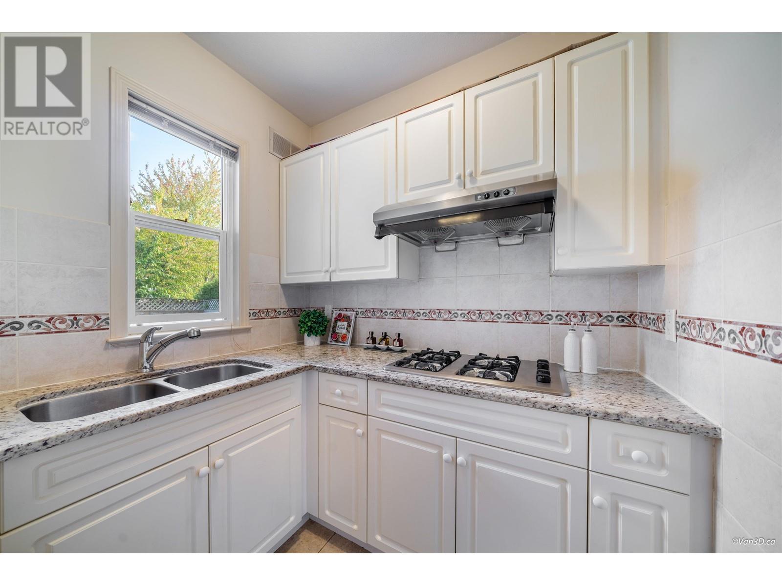 6031 Richards Drive, Richmond, British Columbia  V7C 5P8 - Photo 27 - R2821058