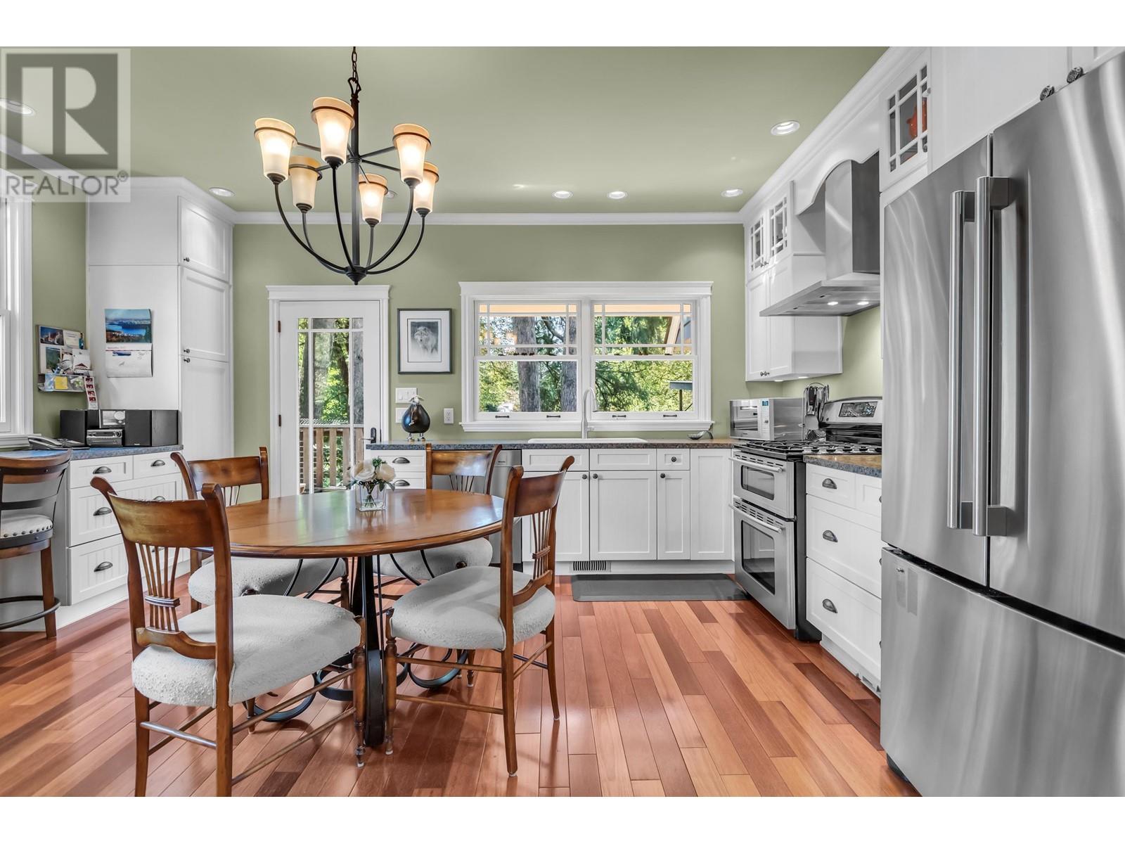 21746 River Road, Maple Ridge, British Columbia  V2X 2B7 - Photo 6 - R2814488