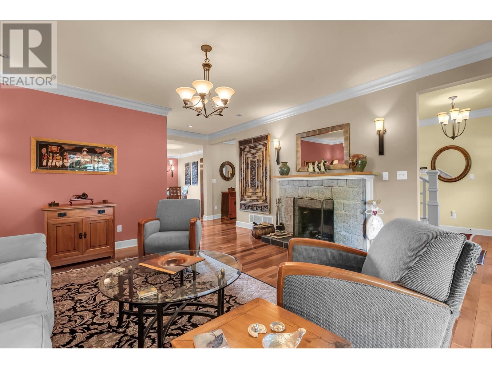 21746 River Road, Maple Ridge, British Columbia  V2X 2B7 - Photo 3 - R2814488