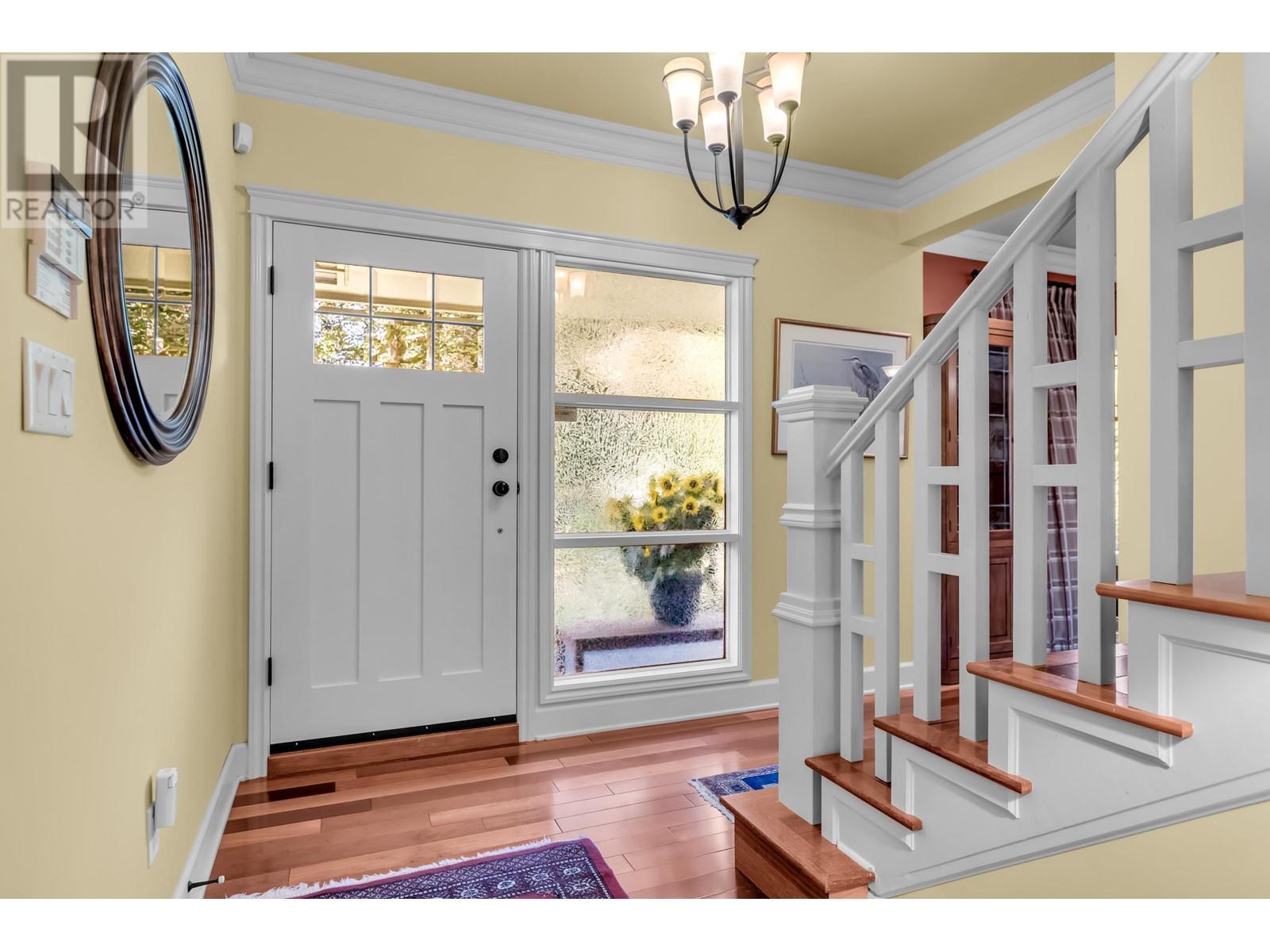 21746 River Road, Maple Ridge, British Columbia  V2X 2B7 - Photo 2 - R2814488