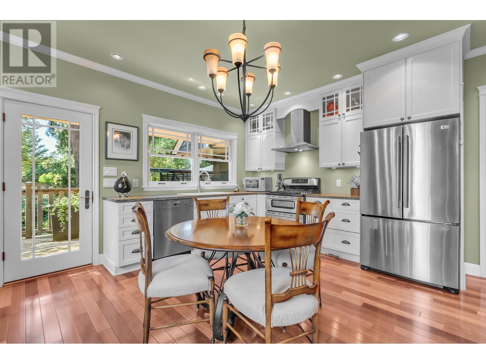 21746 River Road, Maple Ridge, British Columbia  V2X 2B7 - Photo 7 - R2814488