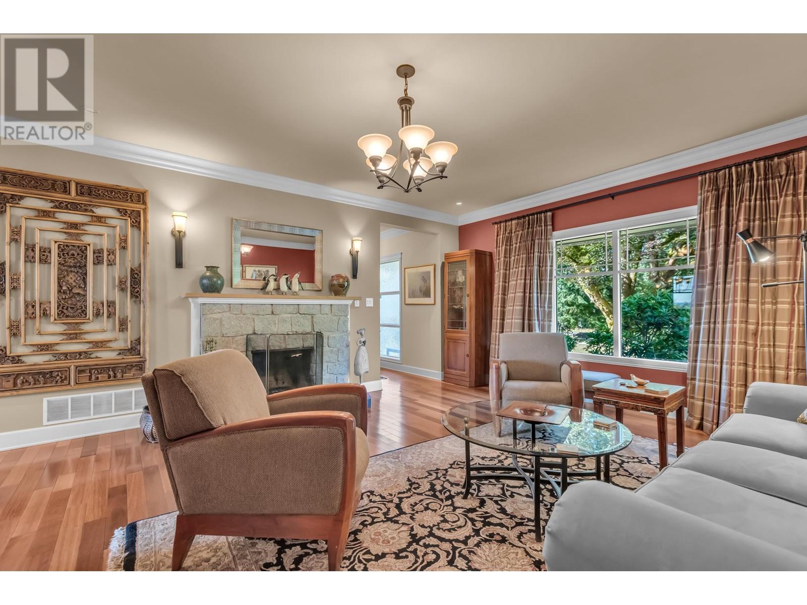 21746 River Road, Maple Ridge, British Columbia  V2X 2B7 - Photo 4 - R2814488