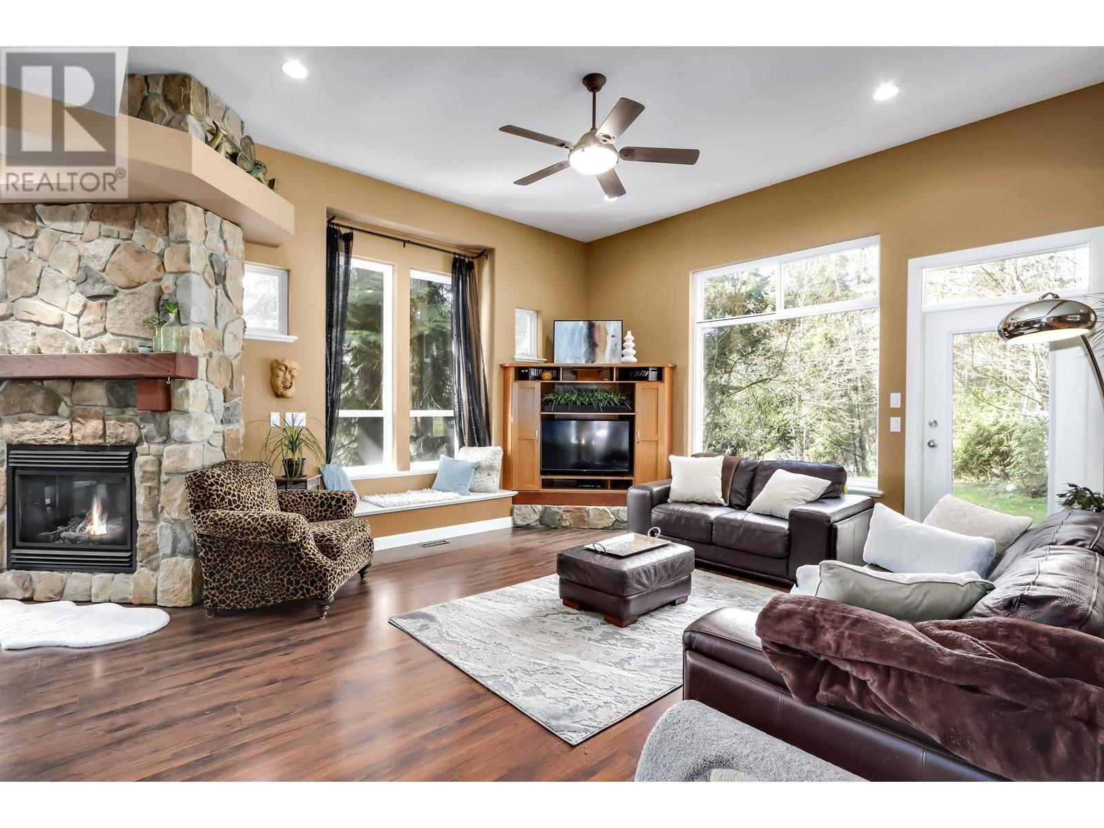 179 Sparks Way, Anmore, British Columbia  V3H 4X9 - Photo 5 - R2821045