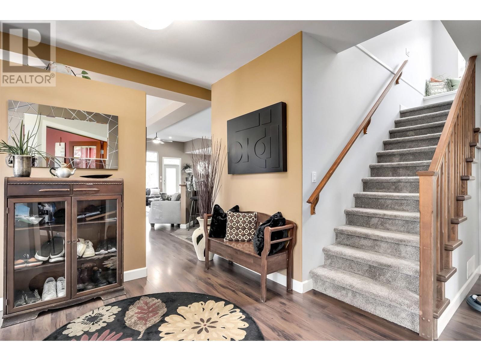 179 Sparks Way, Anmore, British Columbia  V3H 4X9 - Photo 3 - R2821045