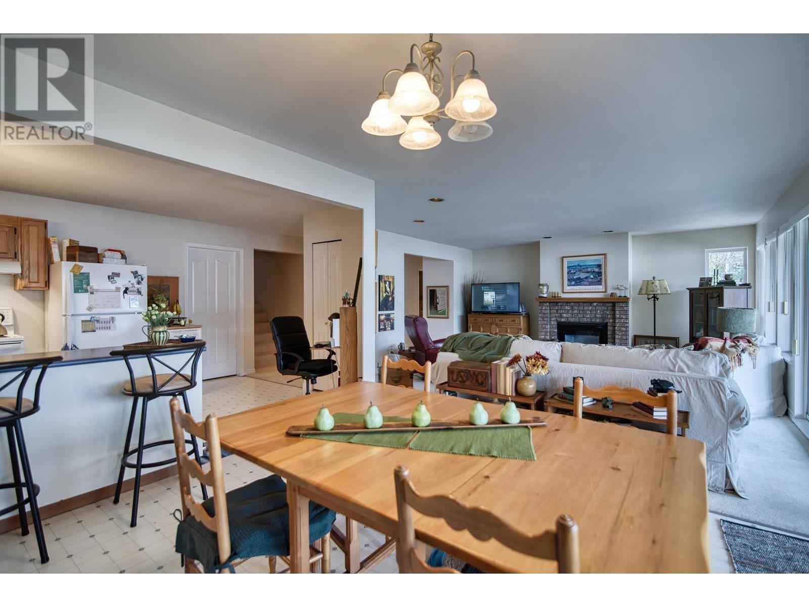 5798 Marine Way, Sechelt, British Columbia  V0N 3A6 - Photo 24 - R2821044