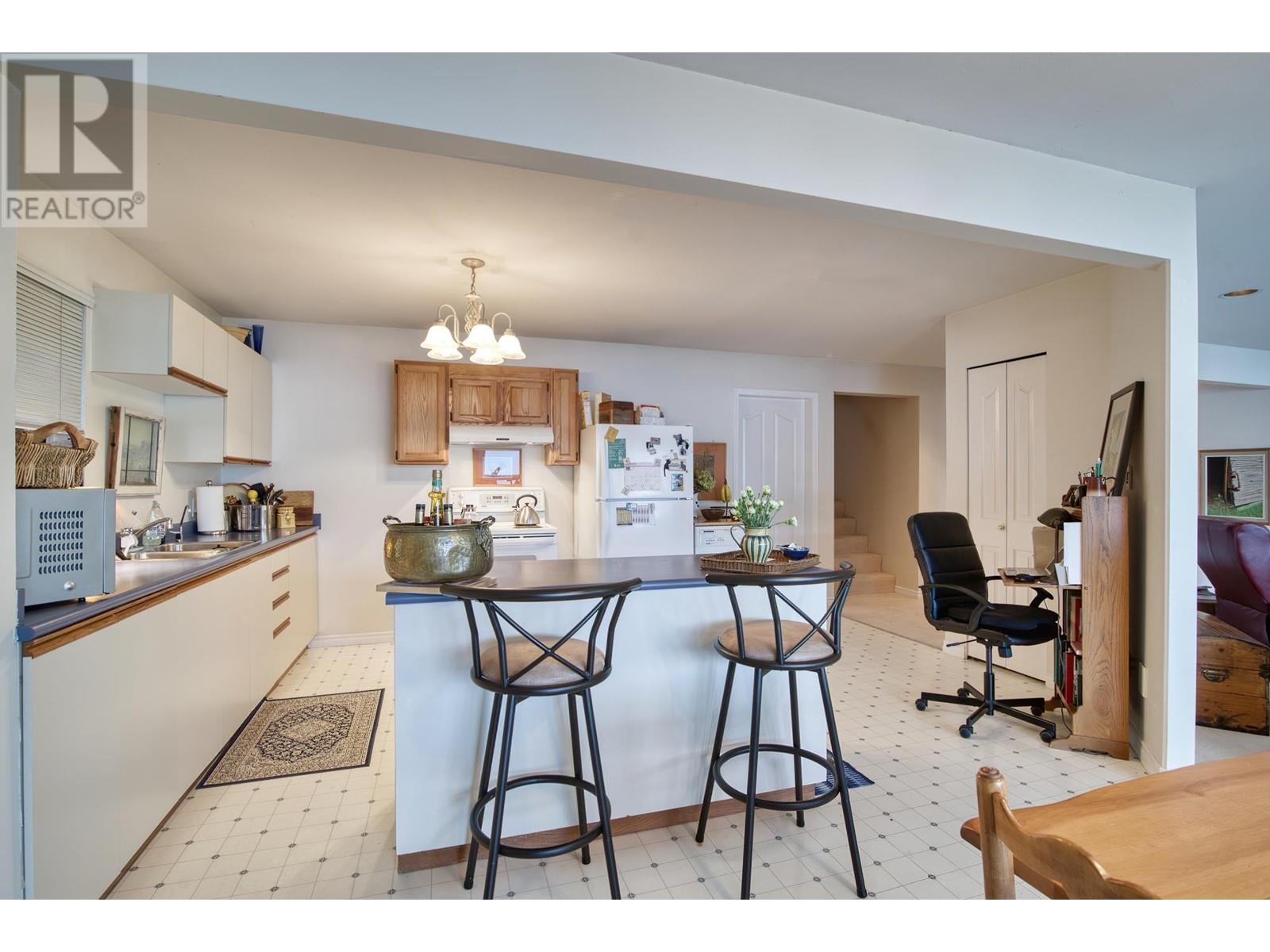 5798 Marine Way, Sechelt, British Columbia  V0N 3A6 - Photo 25 - R2821044