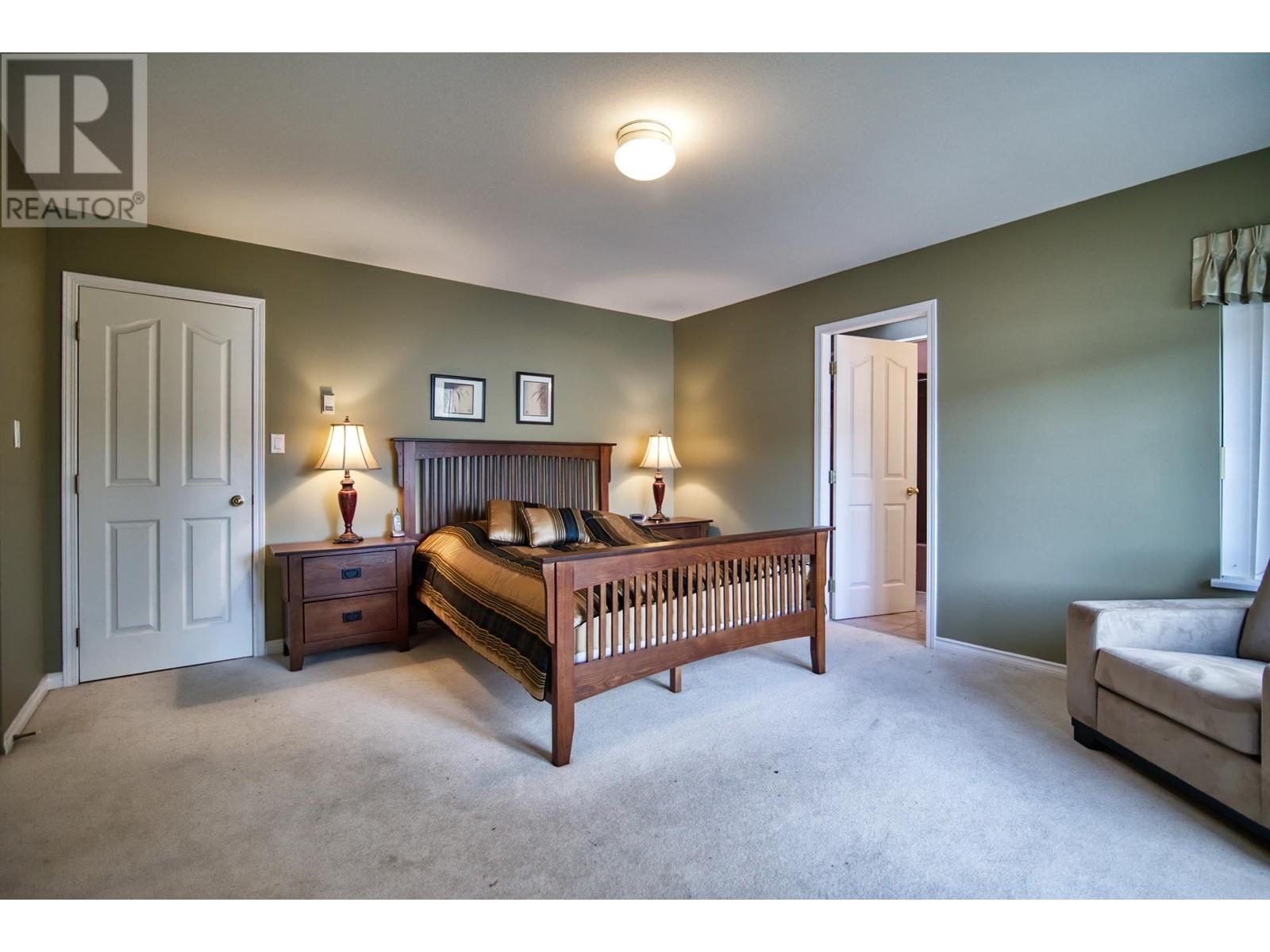 5798 Marine Way, Sechelt, British Columbia  V0N 3A6 - Photo 11 - R2821044