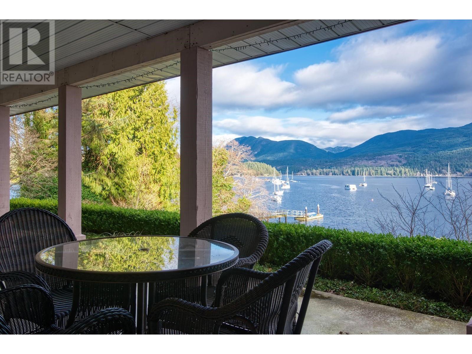 5798 Marine Way, Sechelt, British Columbia  V0N 3A6 - Photo 18 - R2821044