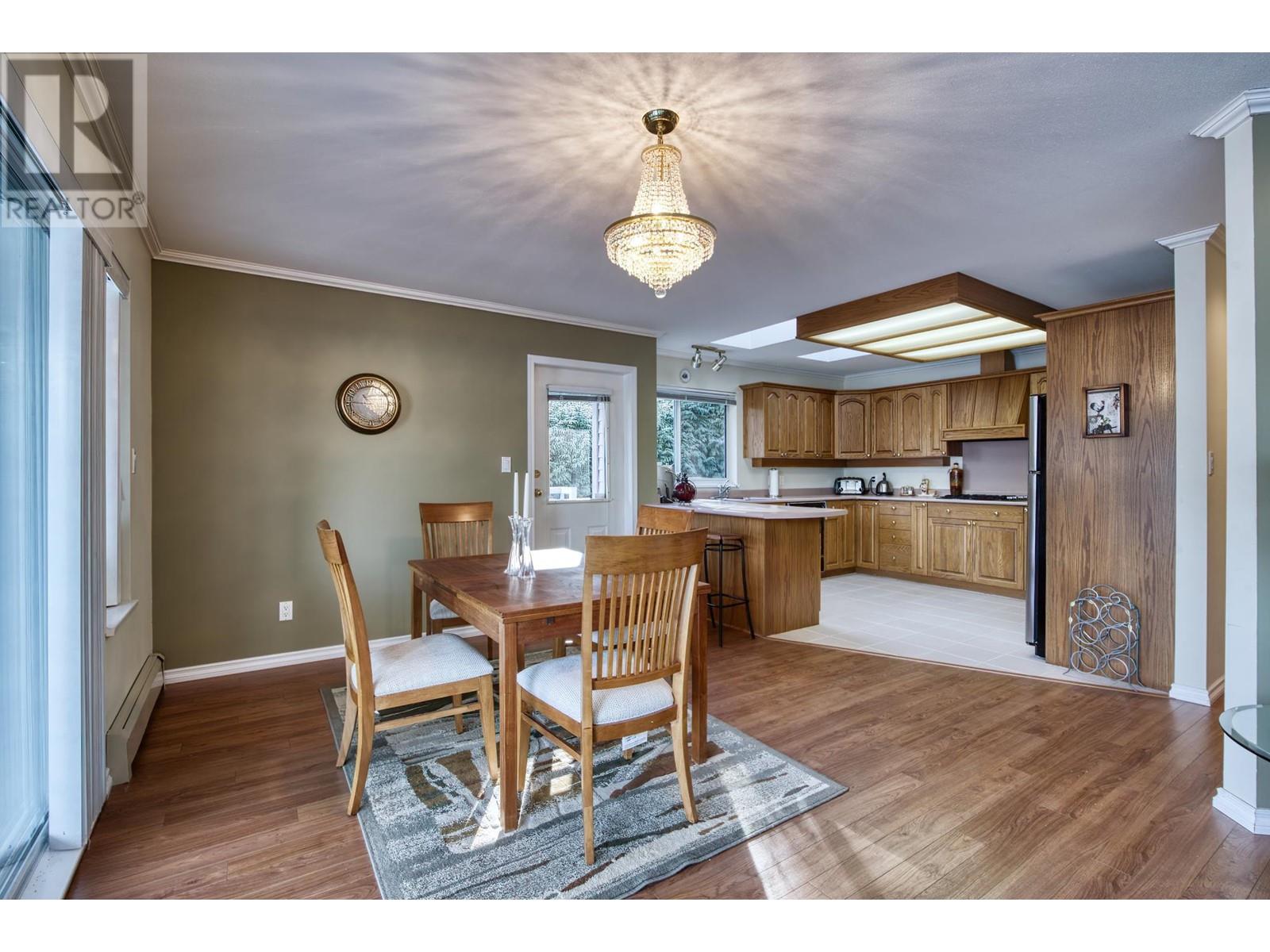 5798 Marine Way, Sechelt, British Columbia  V0N 3A6 - Photo 8 - R2821044