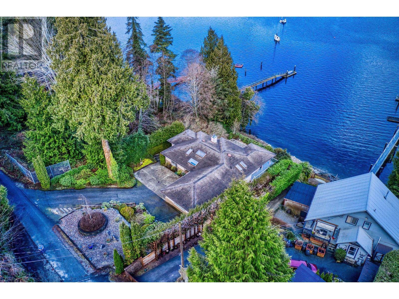 5798 Marine Way, Sechelt, British Columbia  V0N 3A6 - Photo 34 - R2821044