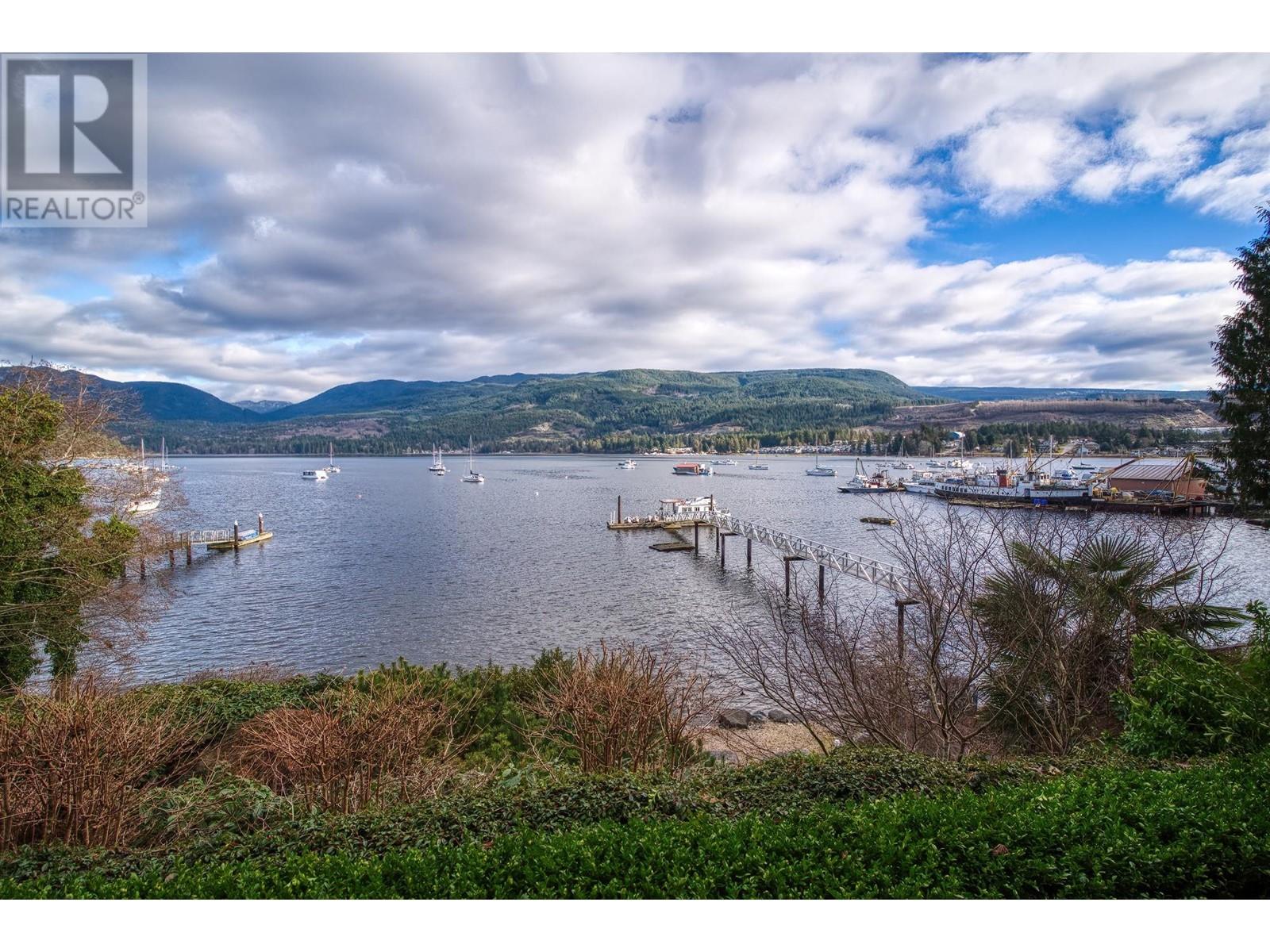 5798 Marine Way, Sechelt, British Columbia  V0N 3A6 - Photo 16 - R2821044