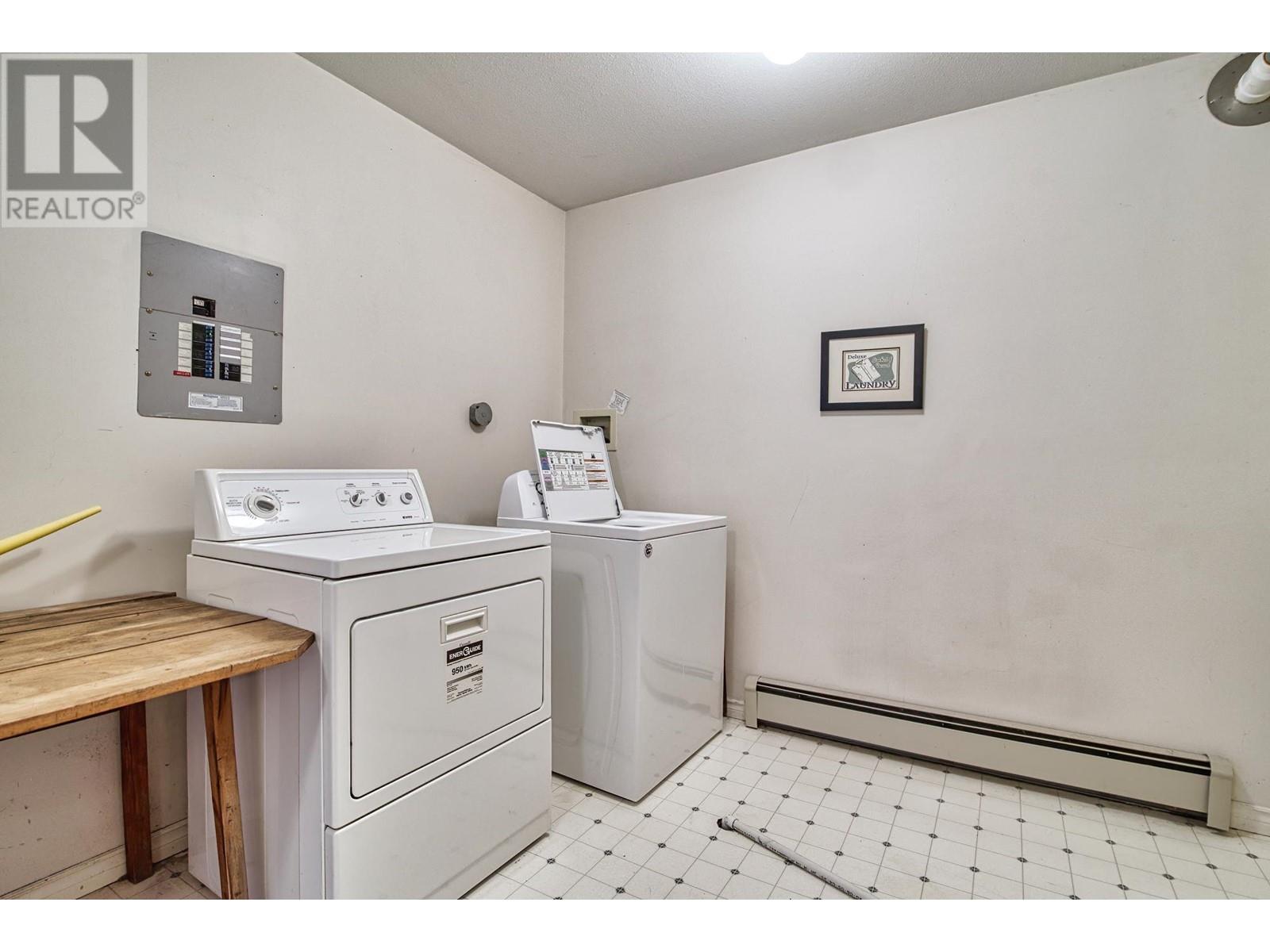 5798 Marine Way, Sechelt, British Columbia  V0N 3A6 - Photo 31 - R2821044