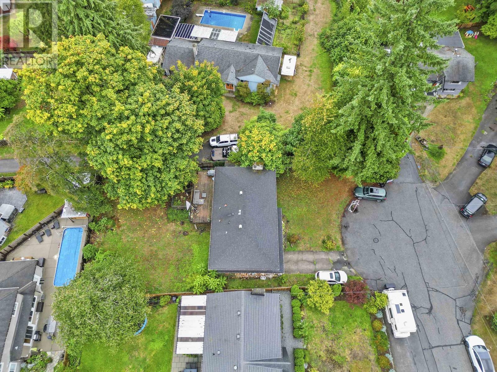 21735 123 Avenue, Maple Ridge, British Columbia  V2X 4C4 - Photo 9 - R2821075