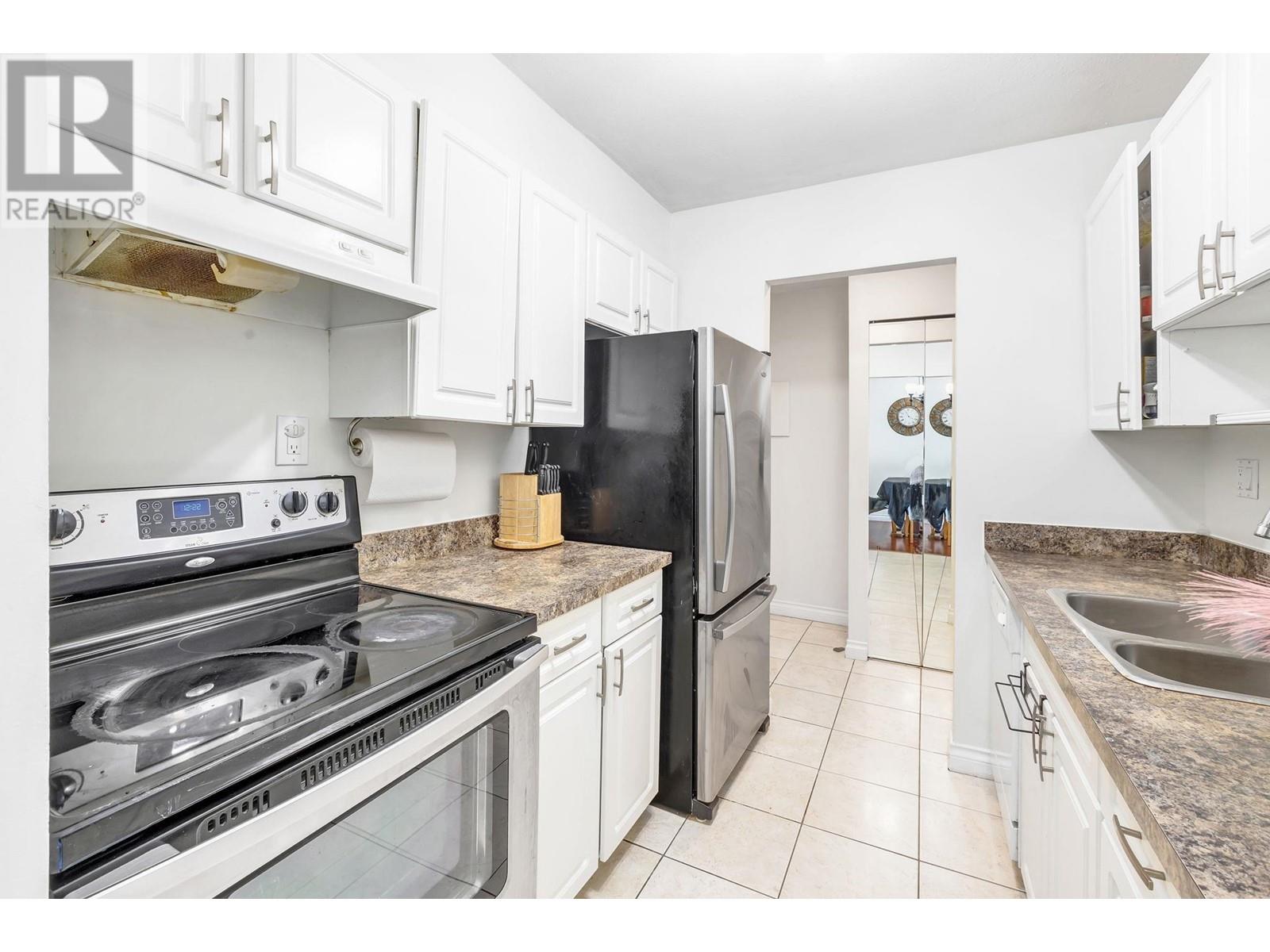 1202 620 Seventh Avenue, New Westminster, British Columbia  V3M 5T6 - Photo 8 - R2821076