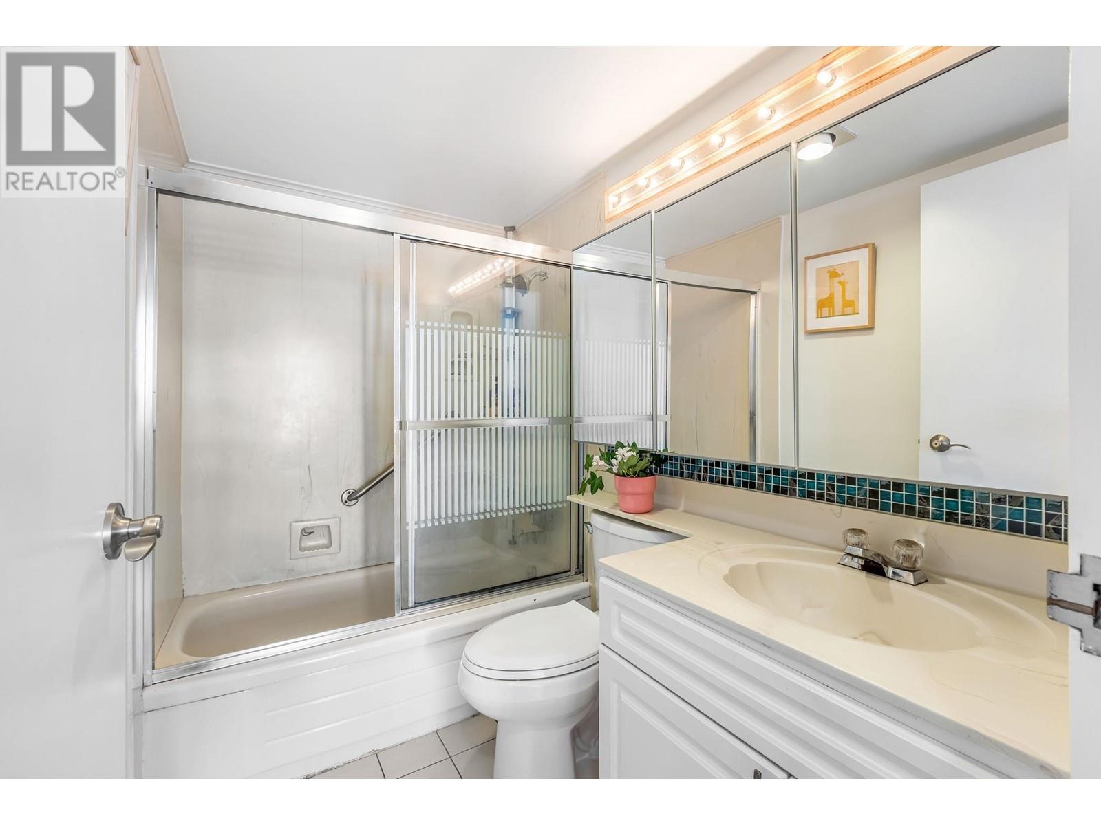 1202 620 Seventh Avenue, New Westminster, British Columbia  V3M 5T6 - Photo 14 - R2821076