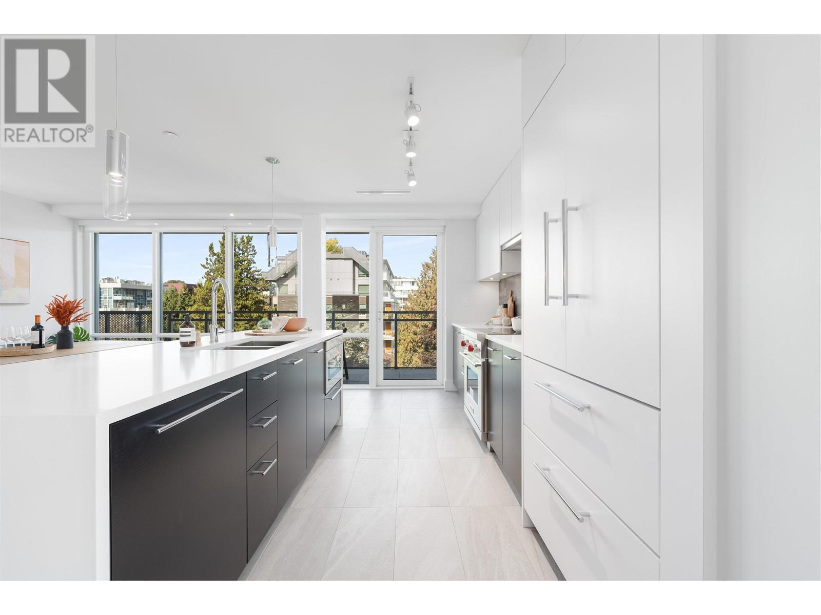 402 5118 Cambie Street, Vancouver, British Columbia  V5Z 2Z7 - Photo 4 - R2819545