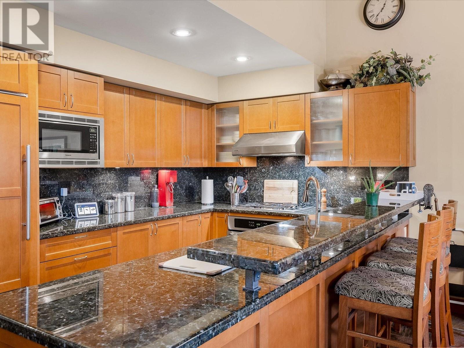 4829 Casabella Crescent, Whistler, British Columbia  V8E 0Z4 - Photo 12 - R2820413