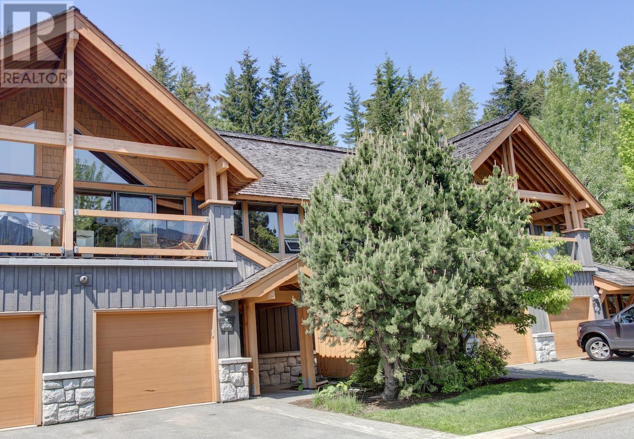 4829 Casabella Crescent, Whistler, British Columbia  V8E 0Z4 - Photo 2 - R2820413