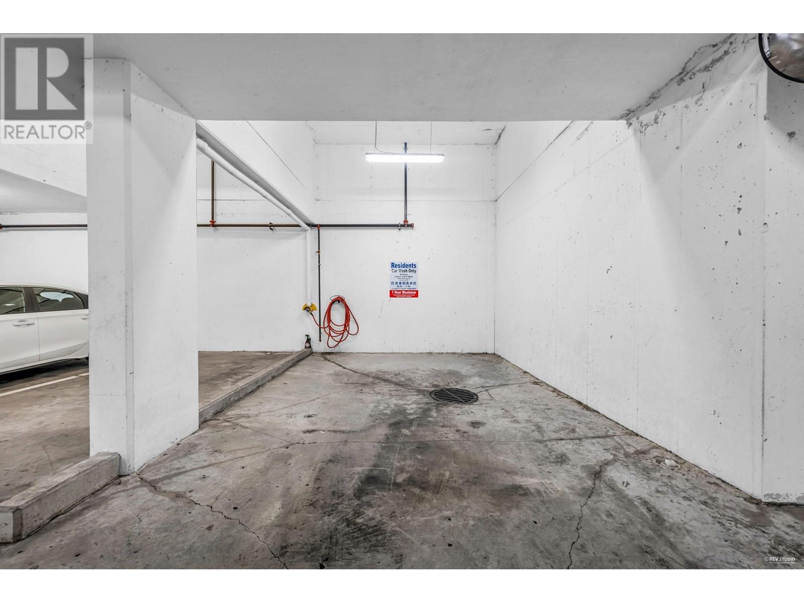 201 5248 Grimmer Street, Burnaby, British Columbia  V5H 0E1 - Photo 21 - R2816363