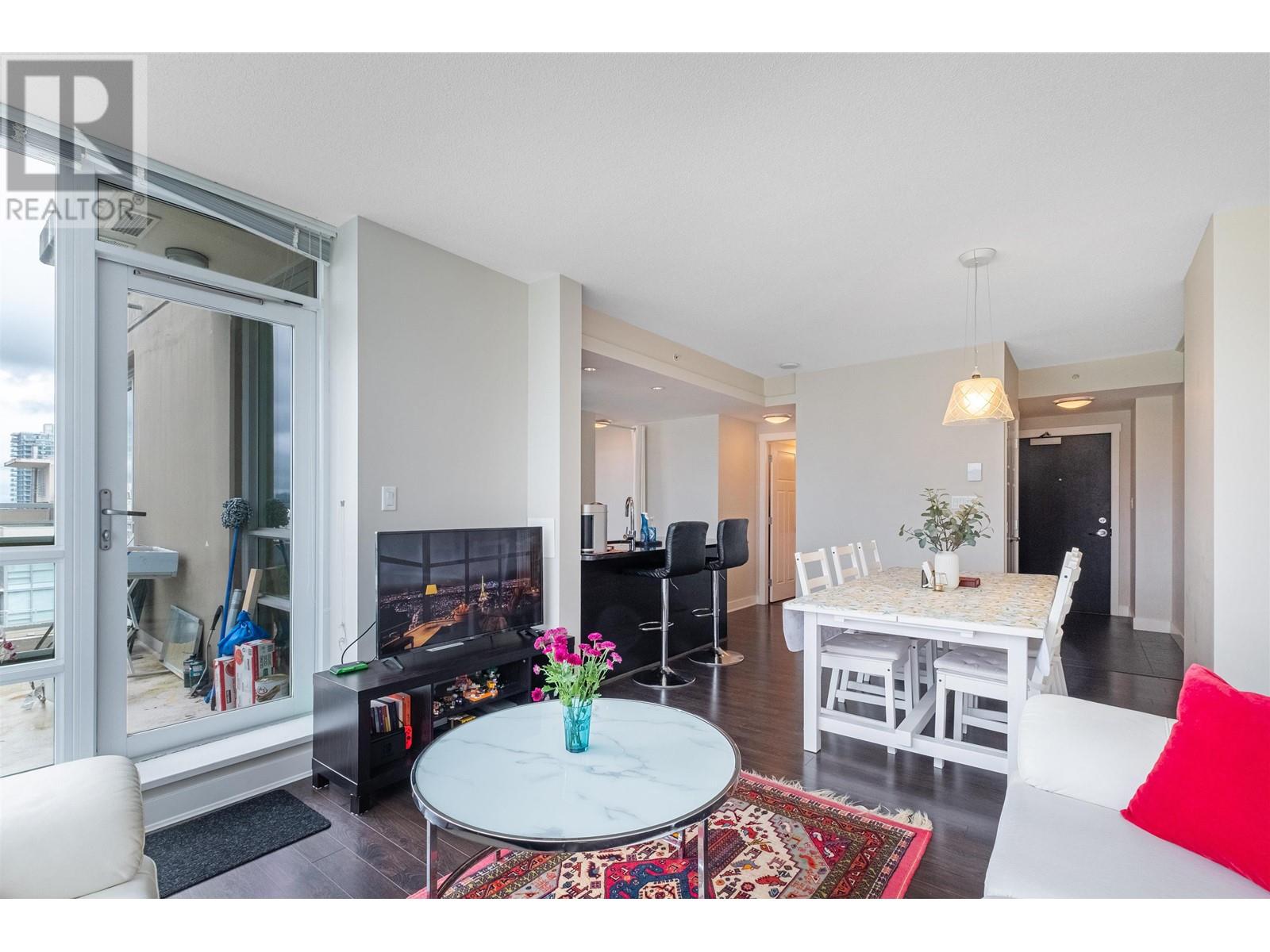 3205 2968 Glen Drive, Coquitlam, British Columbia  V3B 0C4 - Photo 4 - R2821180