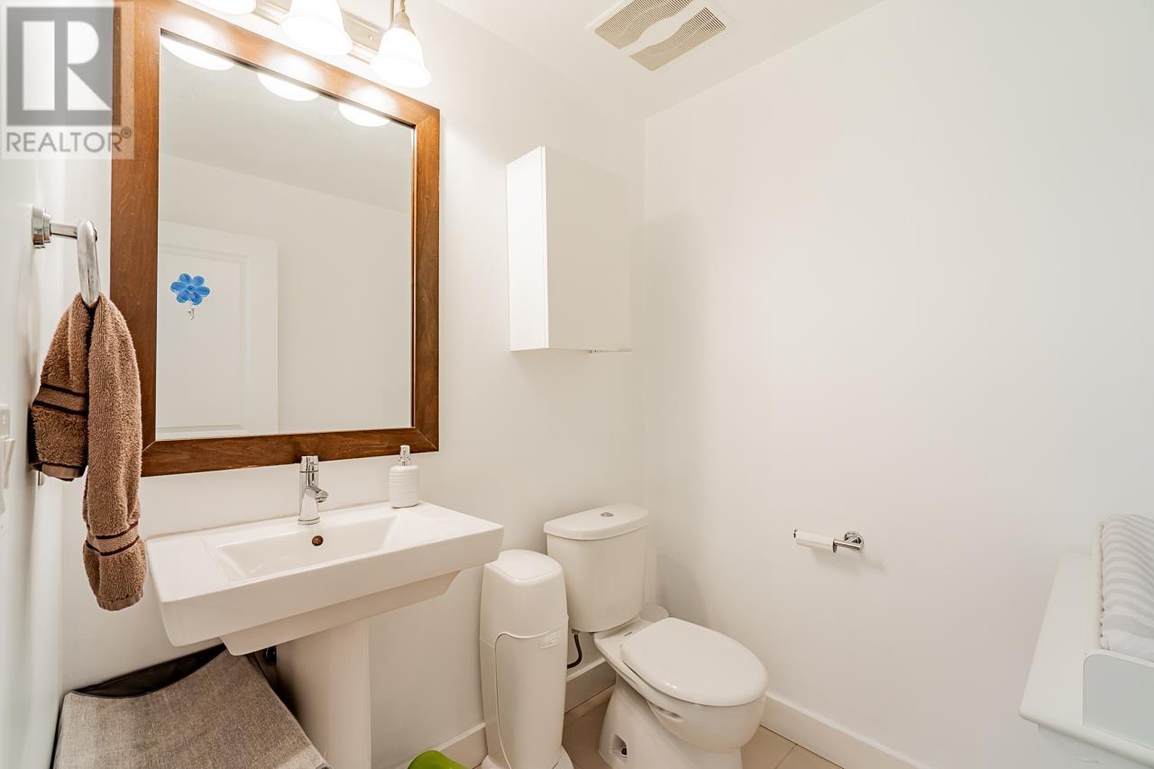 130 1460 Southview Street, Coquitlam, British Columbia  V3E 0G6 - Photo 19 - R2821216