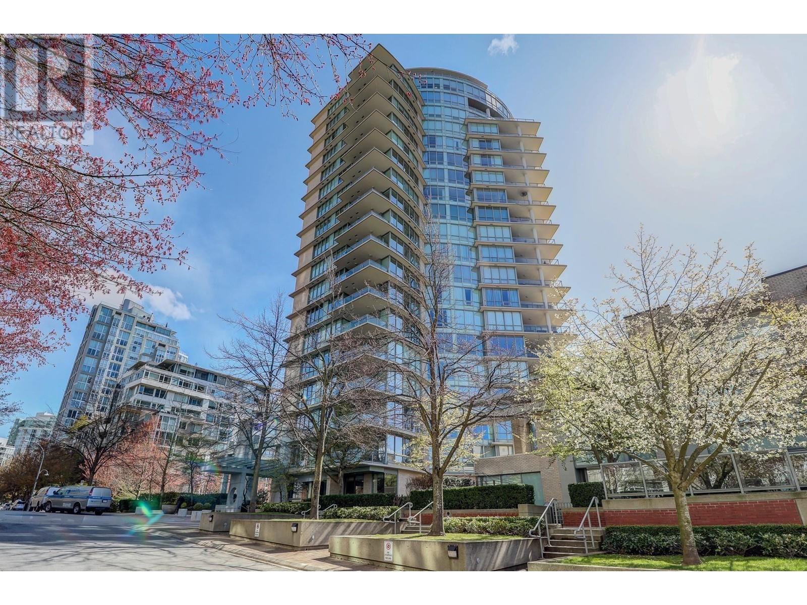 801 1328 MARINASIDE CRESCENT, vancouver, British Columbia