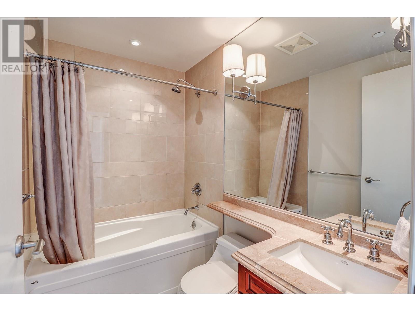 801 1328 Marinaside Crescent, Vancouver, British Columbia  V6Z 3B3 - Photo 18 - R2821217