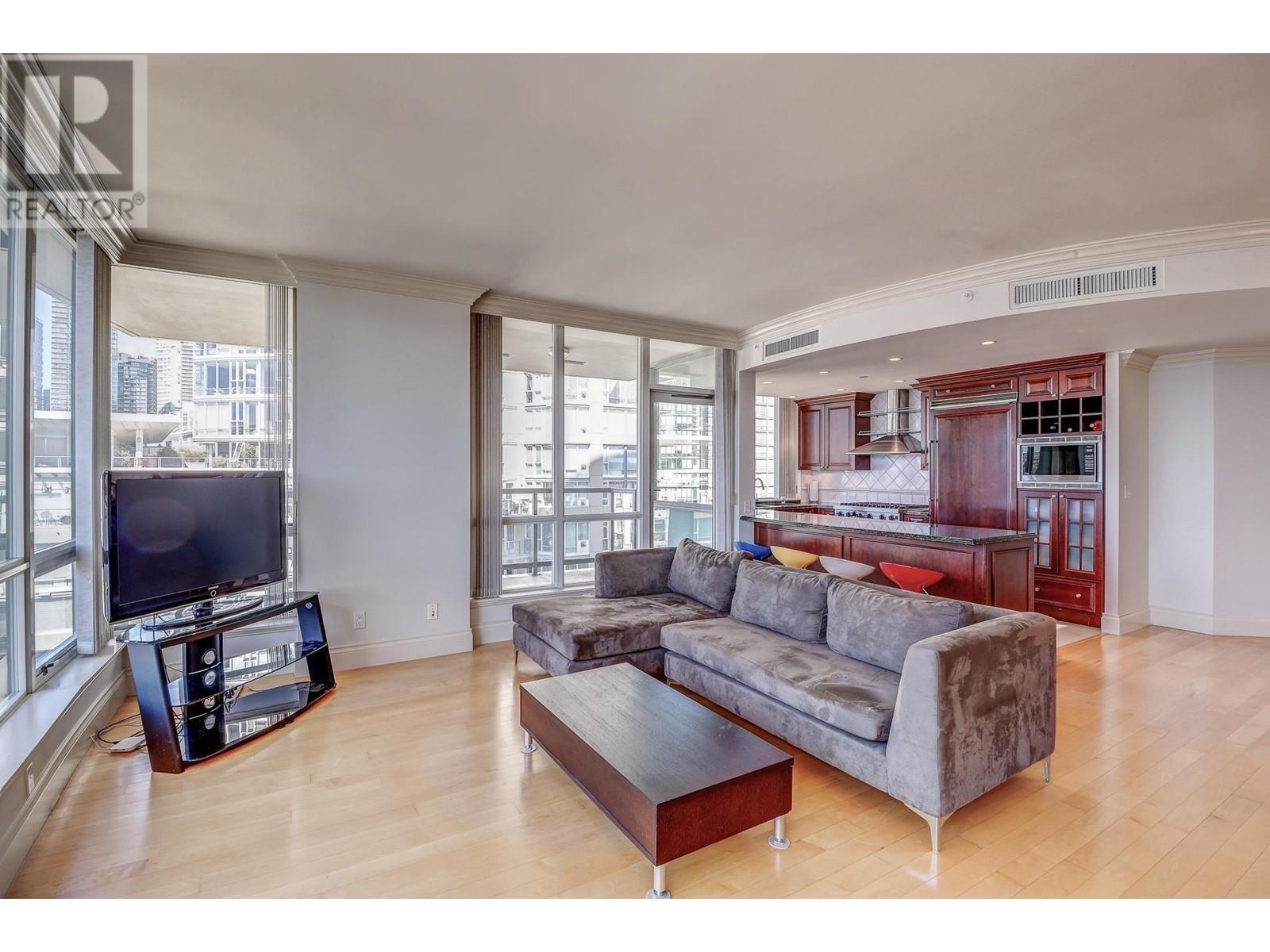 801 1328 Marinaside Crescent, Vancouver, British Columbia  V6Z 3B3 - Photo 7 - R2821217