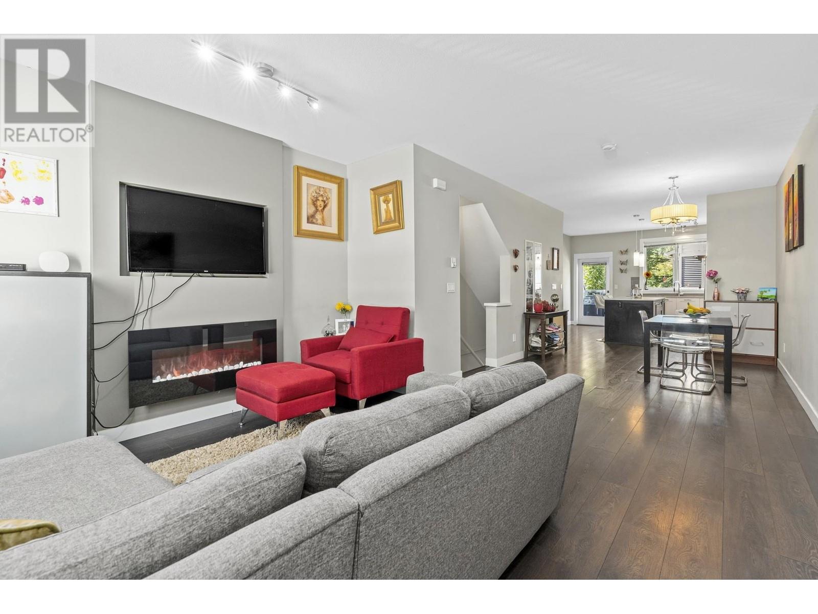 8 3395 GALLOWAY AVENUE, coquitlam, British Columbia
