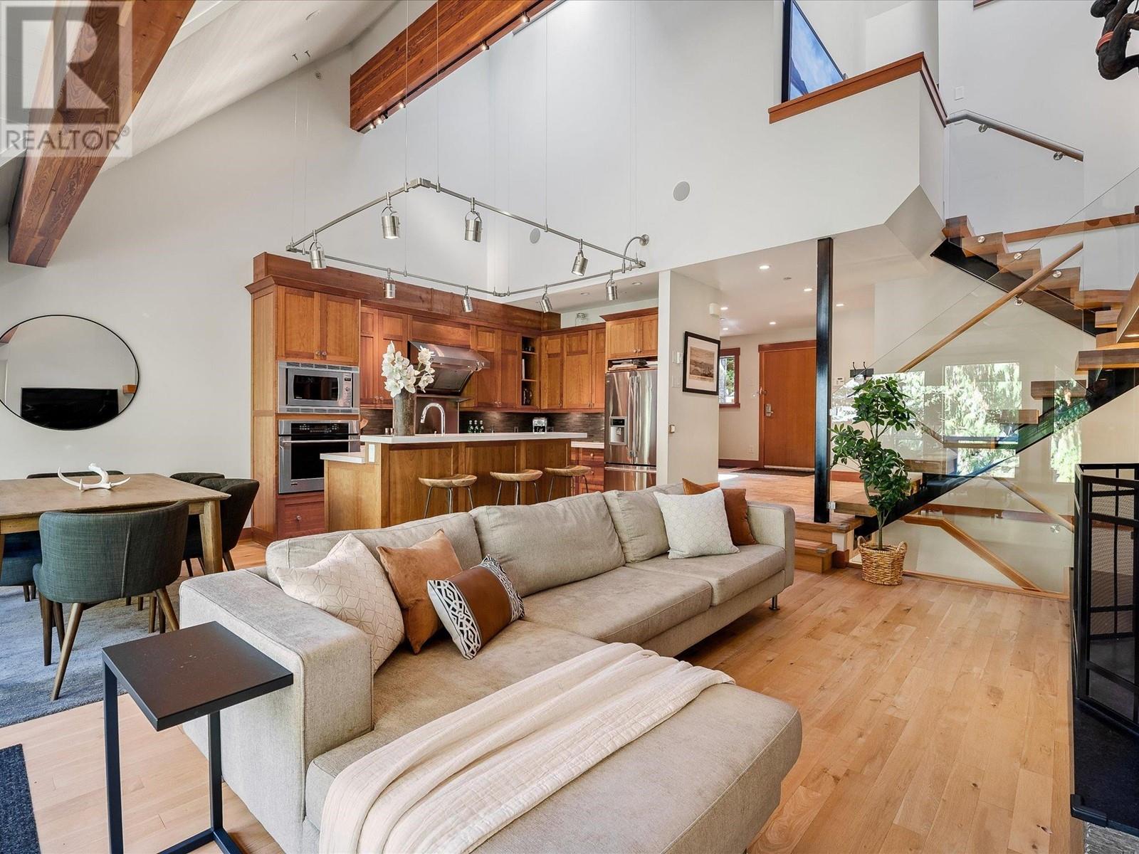 15 4700 GLACIER DRIVE, whistler, British Columbia