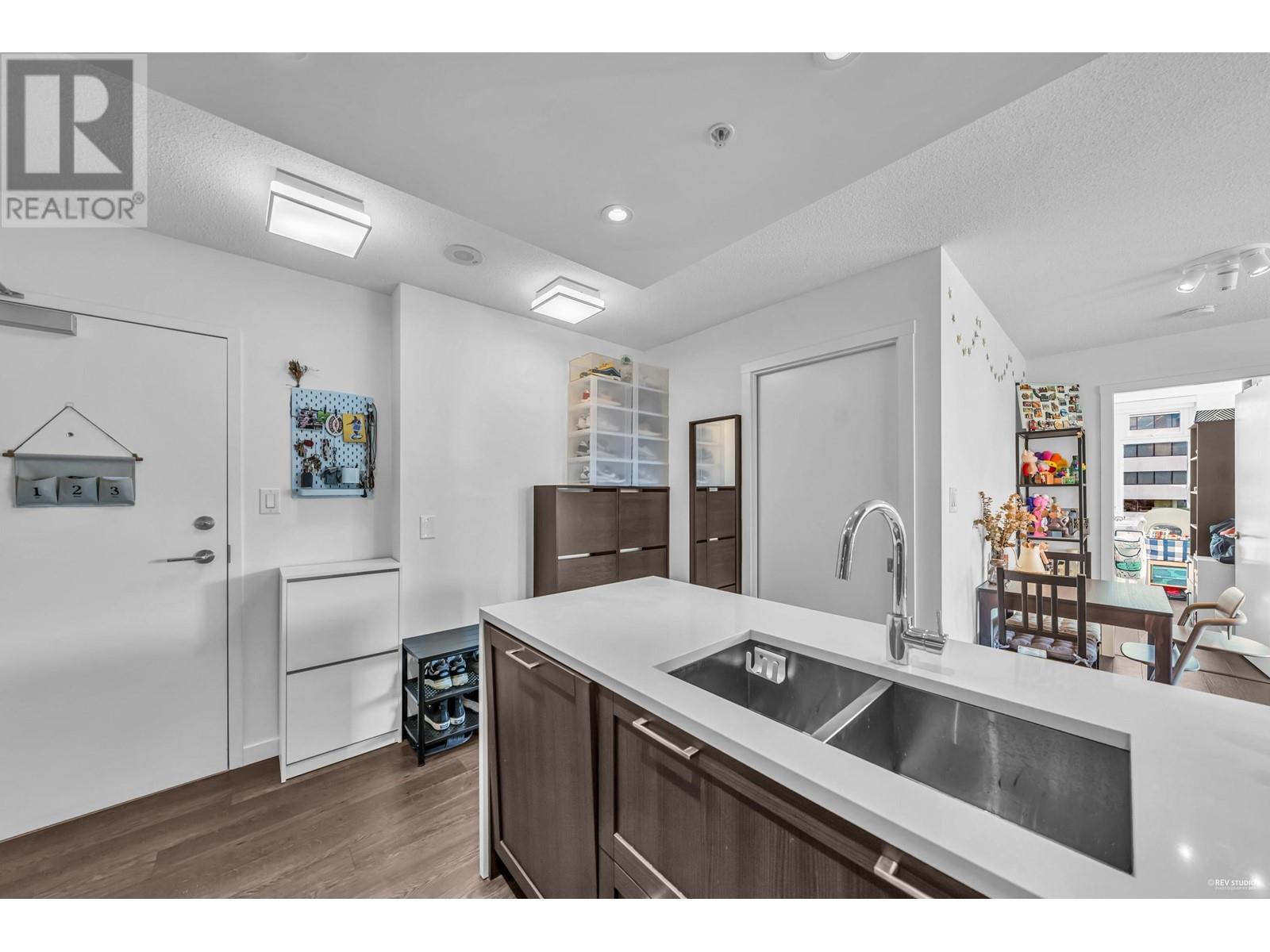 1607 5665 Boundary Road, Vancouver, British Columbia  V5R 0E4 - Photo 13 - R2821297