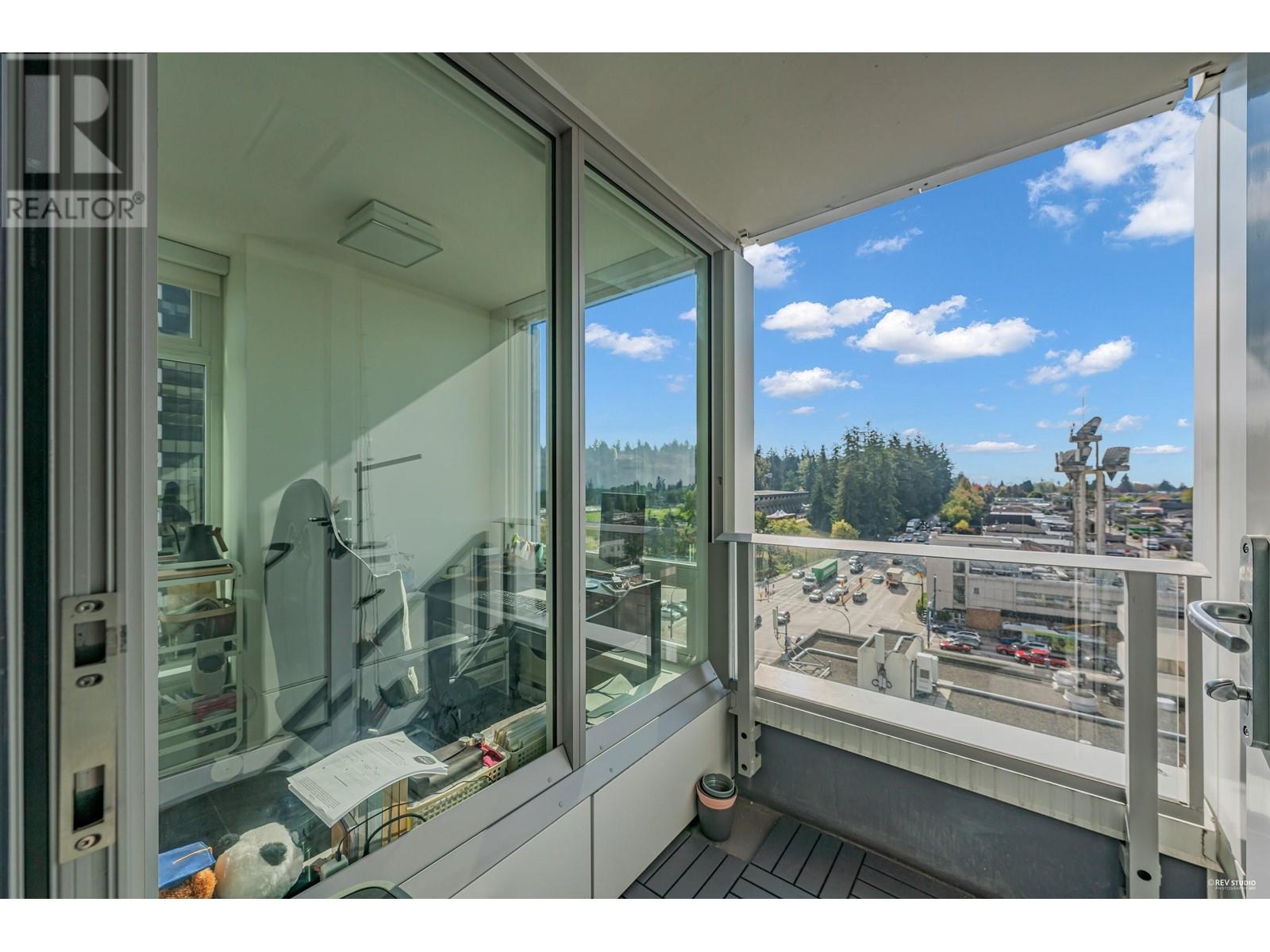 1607 5665 Boundary Road, Vancouver, British Columbia  V5R 0E4 - Photo 4 - R2821297