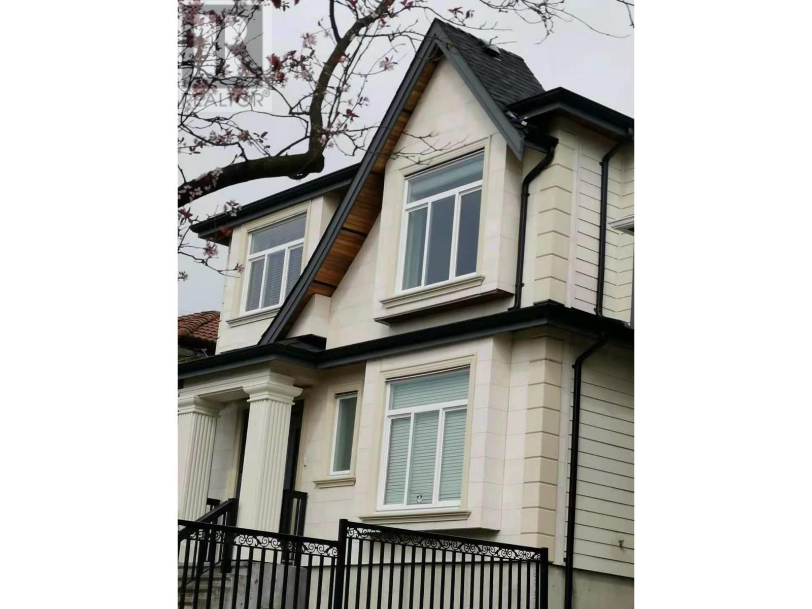 MAIN 717 East 61ST AVENUE, vancouver, British Columbia