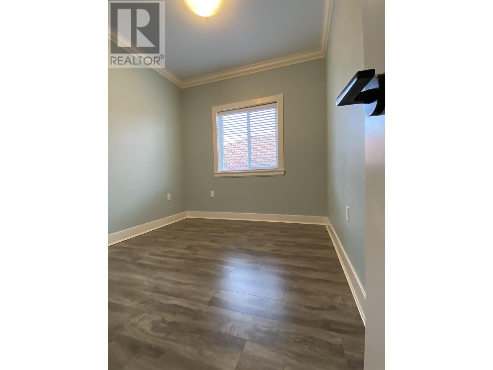Main 717 East 61st Avenue, Vancouver, British Columbia  V5X 2C1 - Photo 20 - R2821283