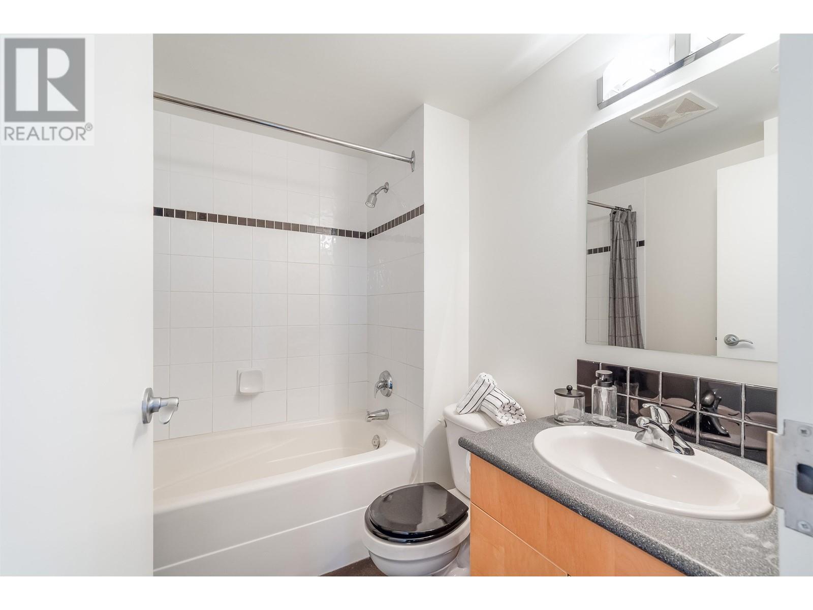 901 919 Station Street, Vancouver, British Columbia  V6A 4L9 - Photo 12 - R2821026
