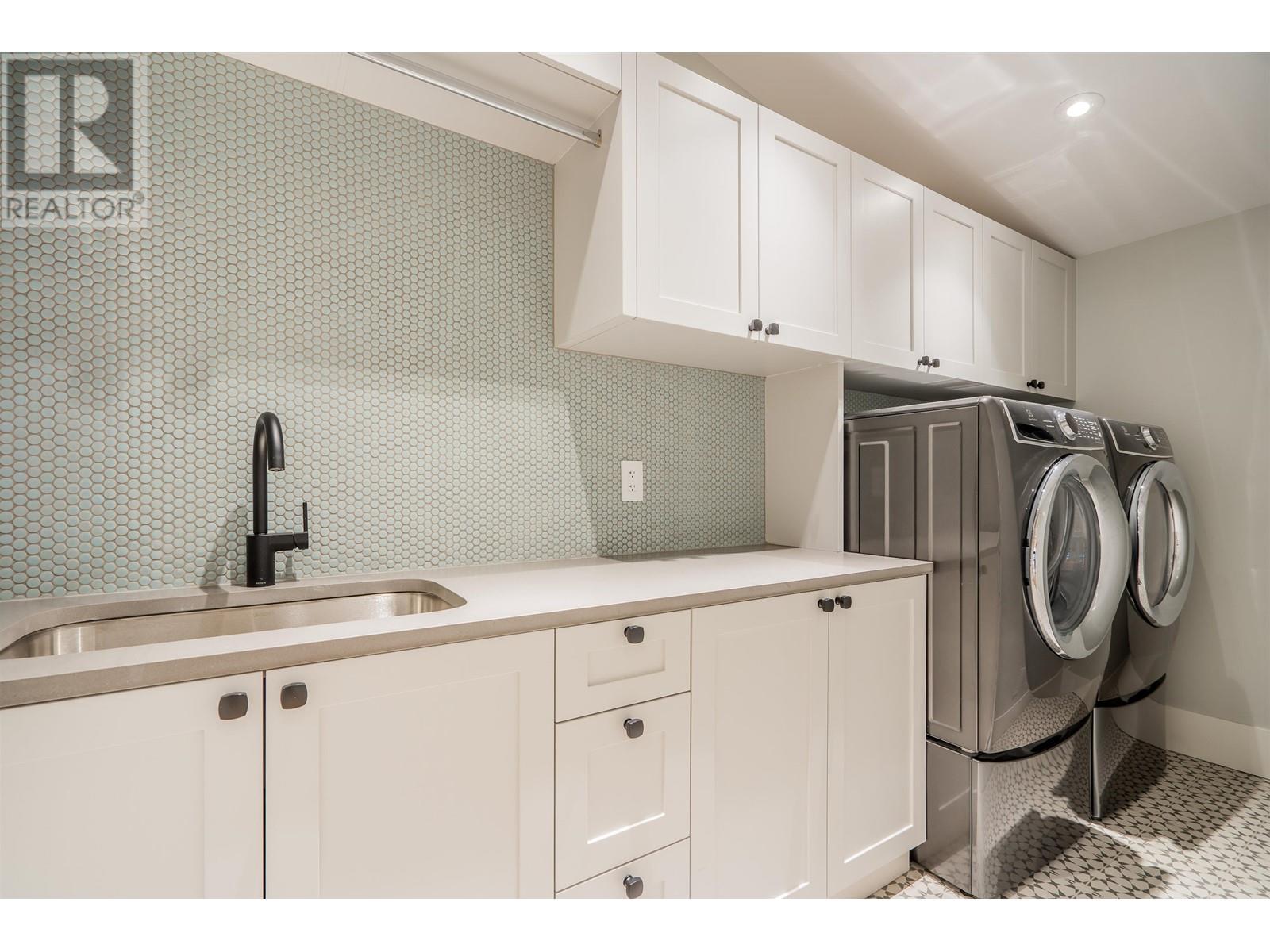 1516 Errigal Place, West Vancouver, British Columbia  V7S 3H1 - Photo 23 - R2814297