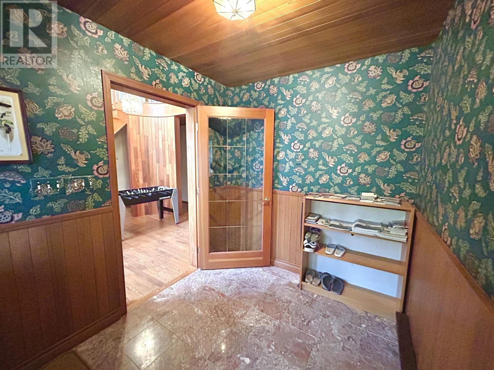 1564 Thompson Road, Langdale, British Columbia  V0N 1V6 - Photo 6 - R2821211