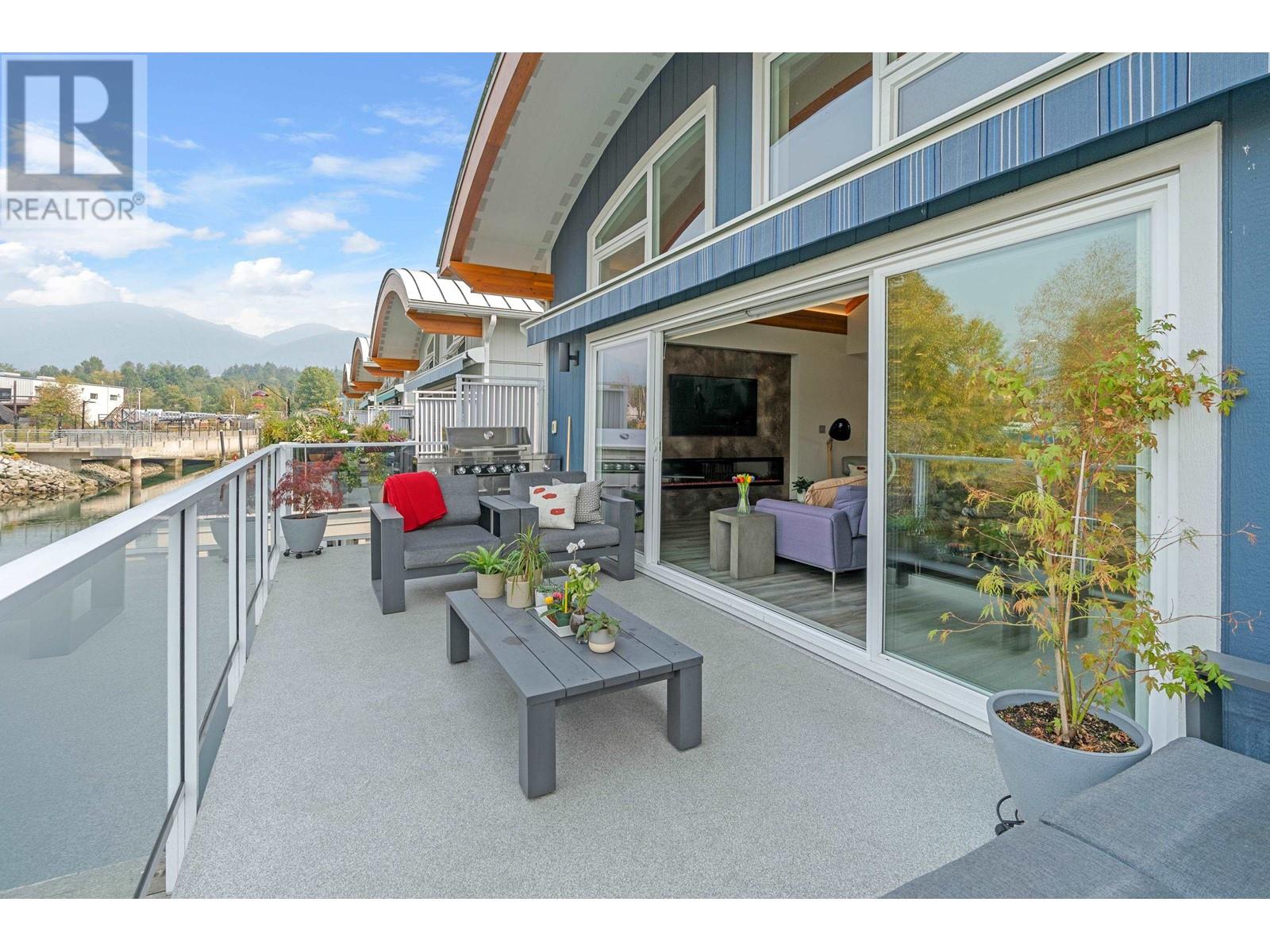 9 415 W Esplanade, North Vancouver, British Columbia  V7M 1A6 - Photo 7 - R2815251