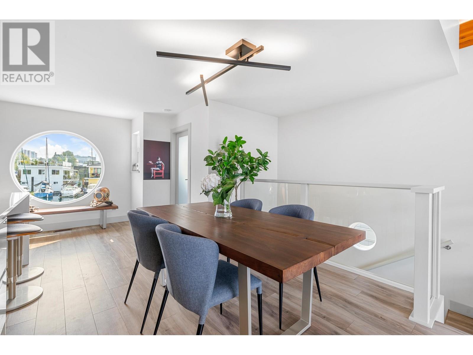 9 415 W Esplanade, North Vancouver, British Columbia  V7M 1A6 - Photo 8 - R2815251