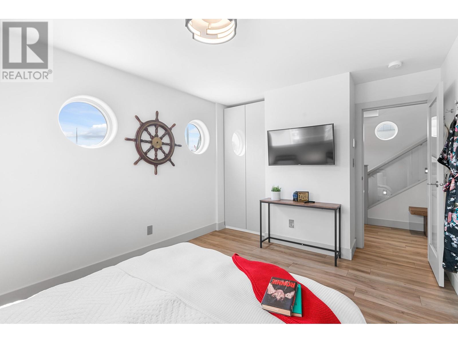 9 415 W Esplanade, North Vancouver, British Columbia  V7M 1A6 - Photo 24 - R2815251