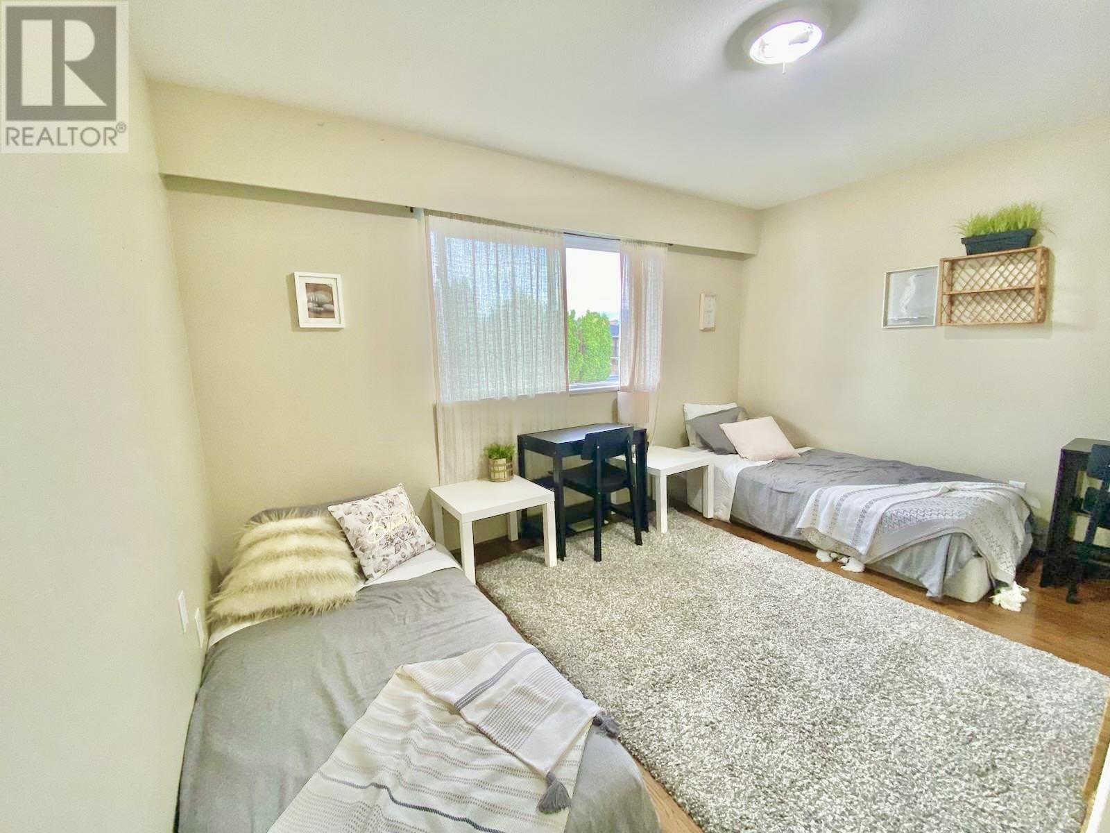 6865-6867 Curtis Street, Burnaby, British Columbia  V5B 2B2 - Photo 13 - R2817567