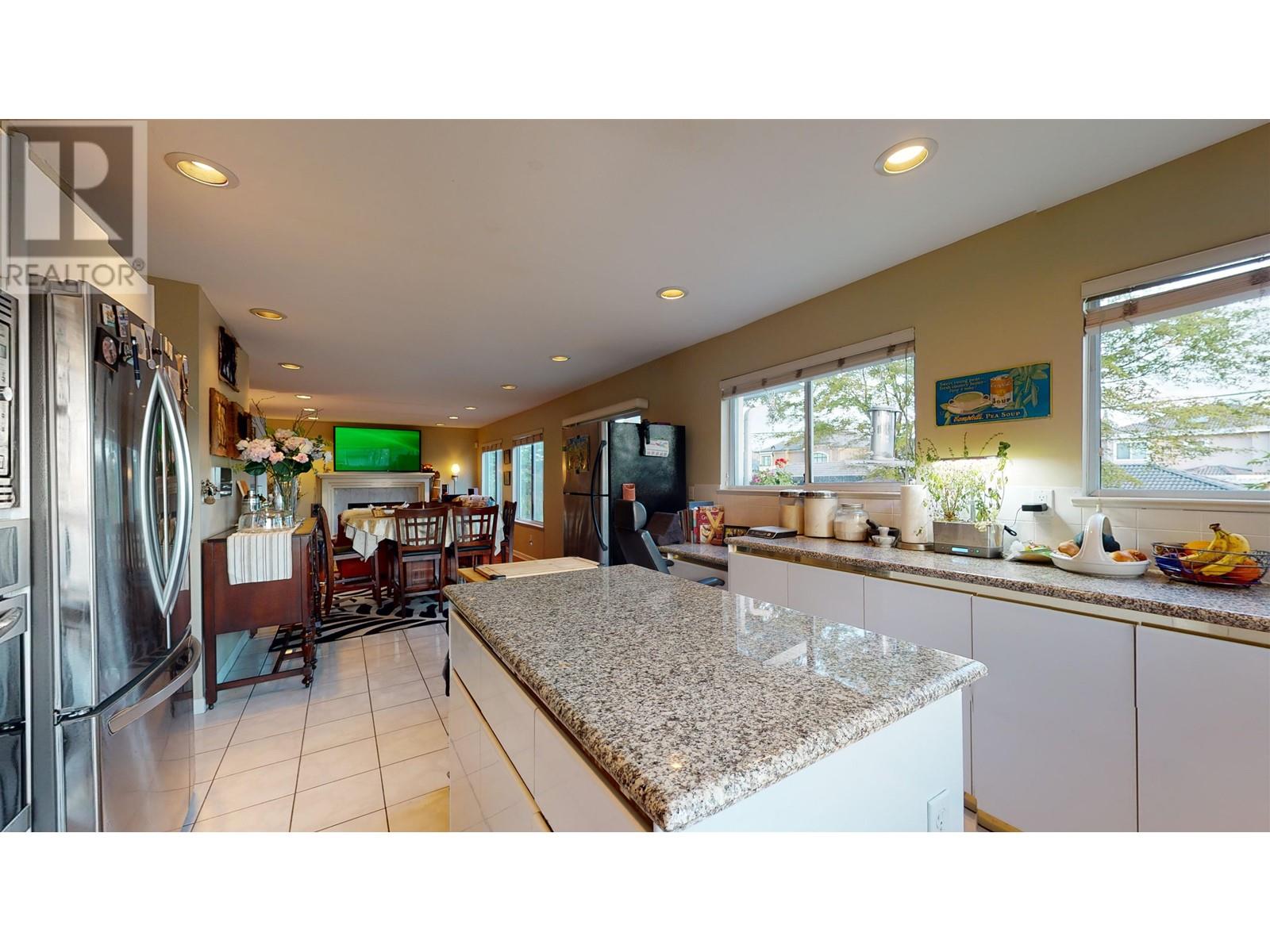 2398 W 19th Avenue, Vancouver, British Columbia  V6L 1C6 - Photo 10 - R2820952