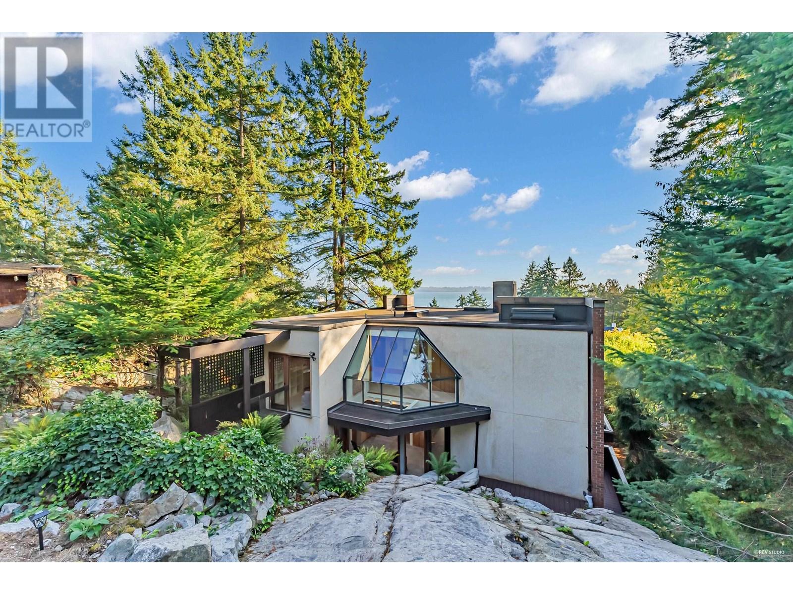 4651 Marine Drive, West Vancouver, British Columbia  V7W 2P1 - Photo 37 - R2821185