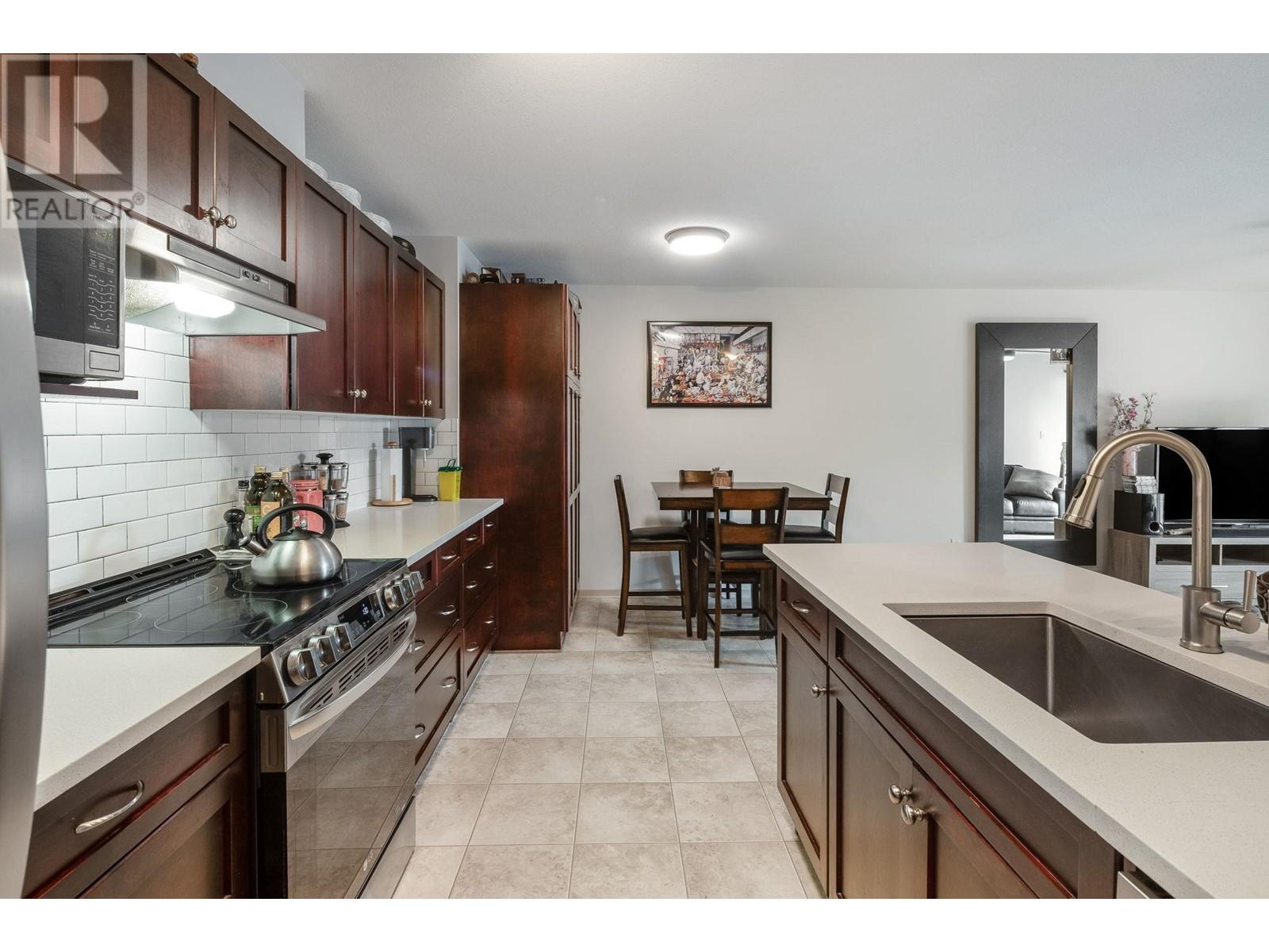 302 1200 Pacific Street, Coquitlam, British Columbia  V3B 6E5 - Photo 12 - R2821316