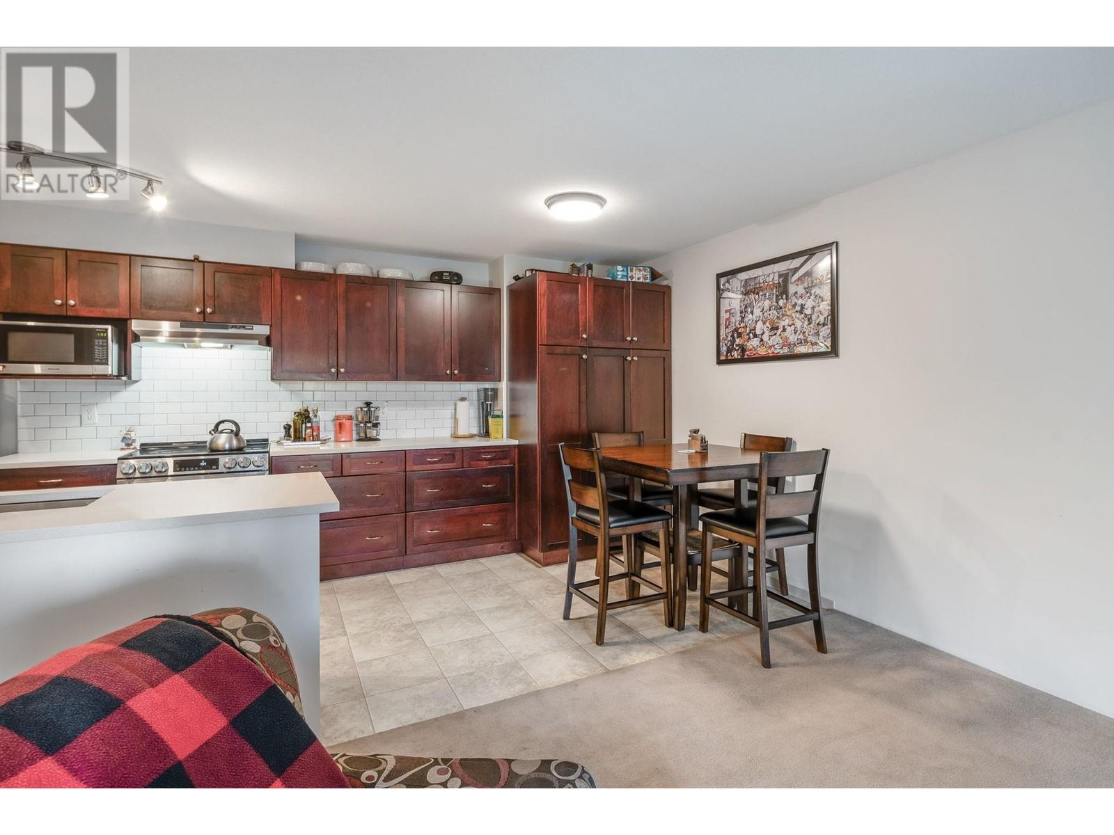 302 1200 Pacific Street, Coquitlam, British Columbia  V3B 6E5 - Photo 5 - R2821316
